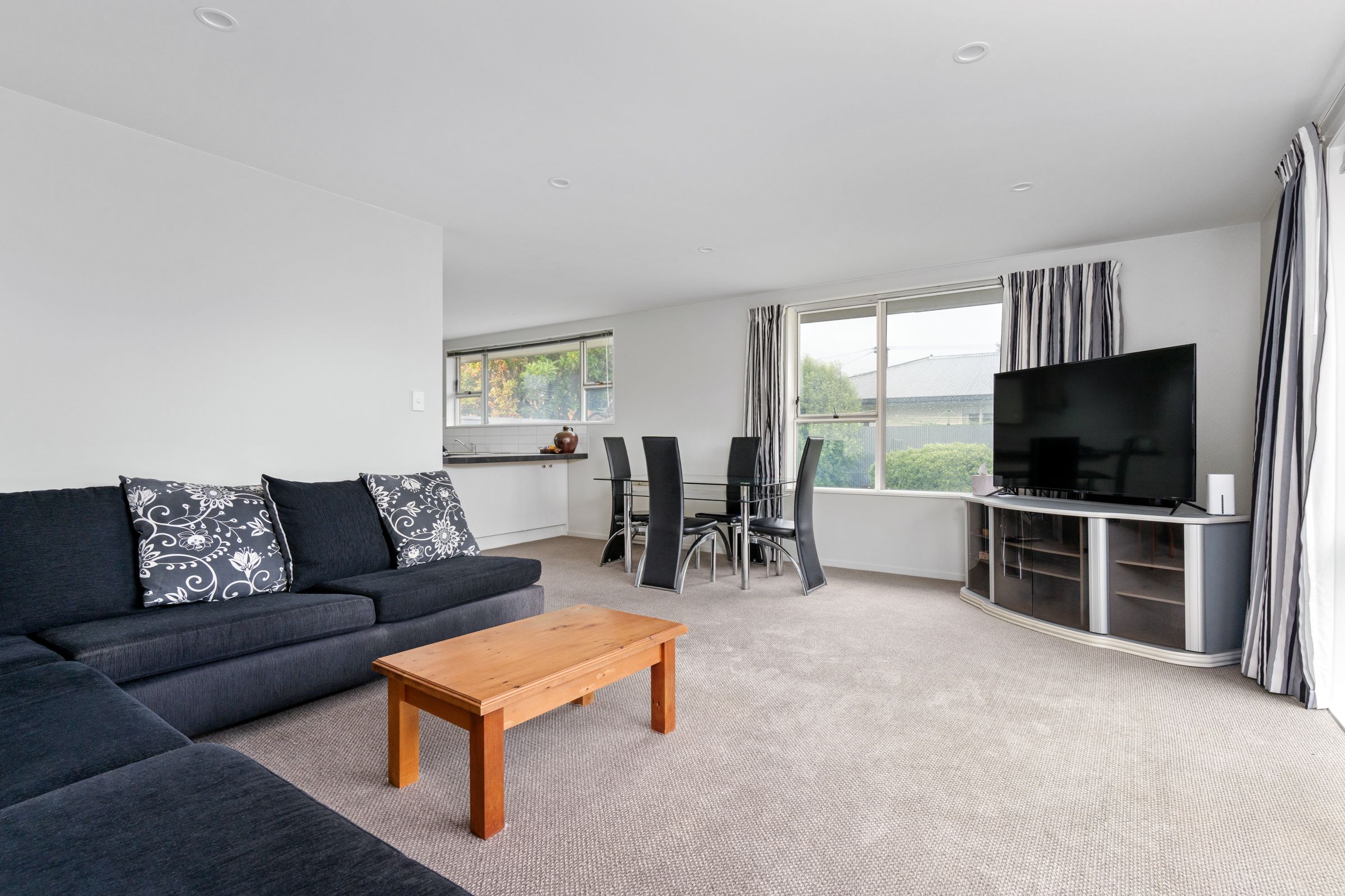 2/18 School Road, Halswell, Christchurch City