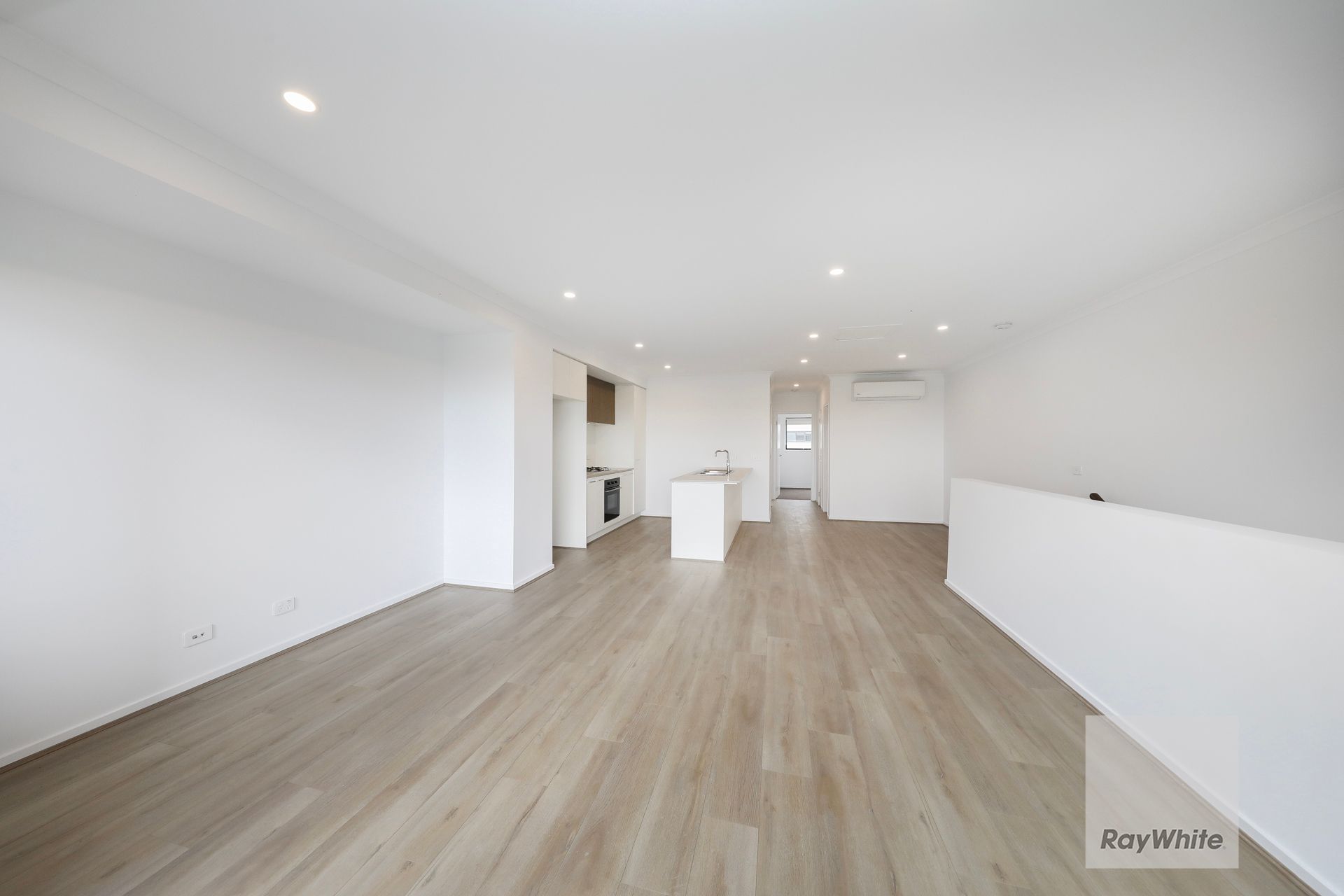 29 Messara Walk — photo 3 of 15