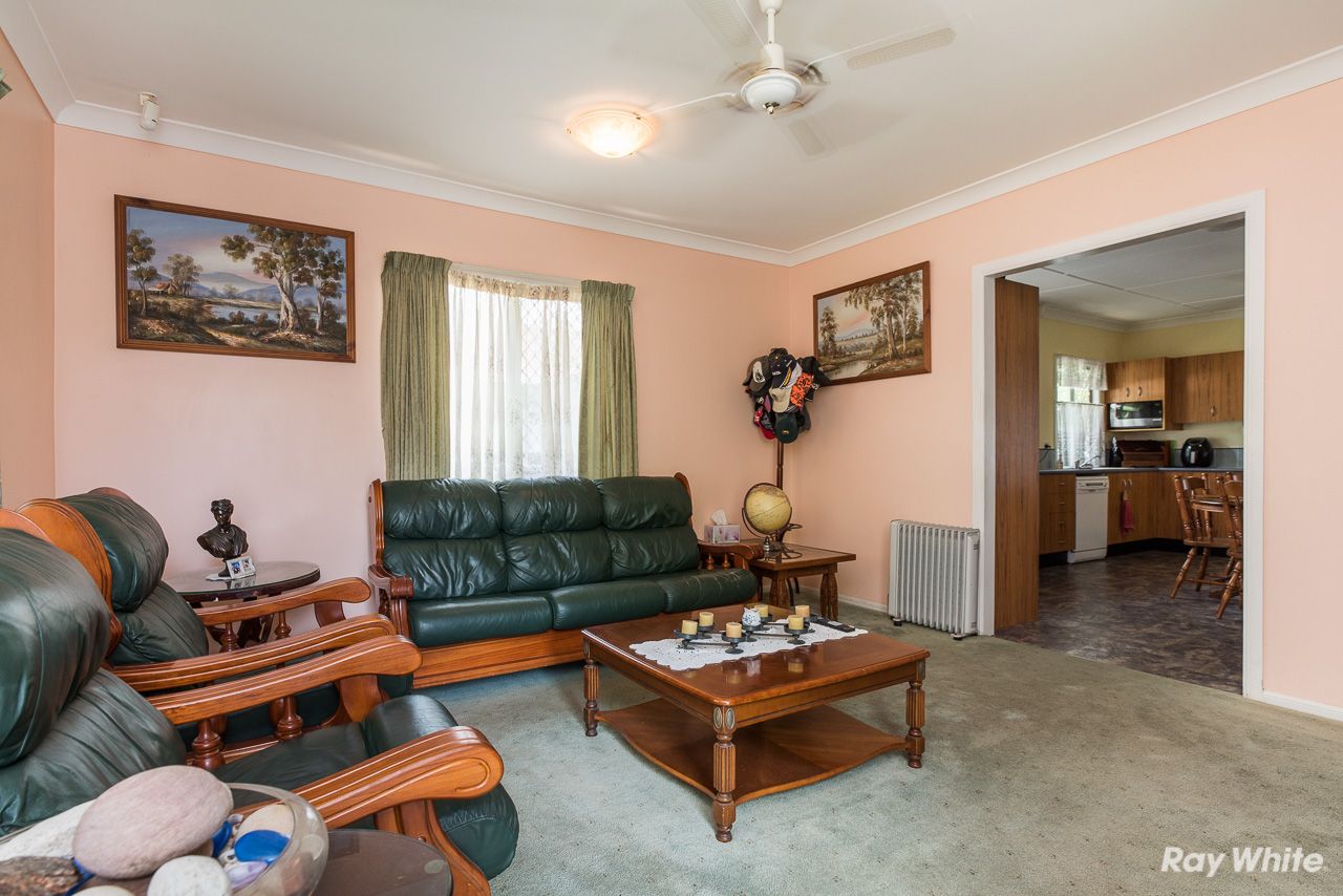 27 Jensen Road — photo 7 of 14