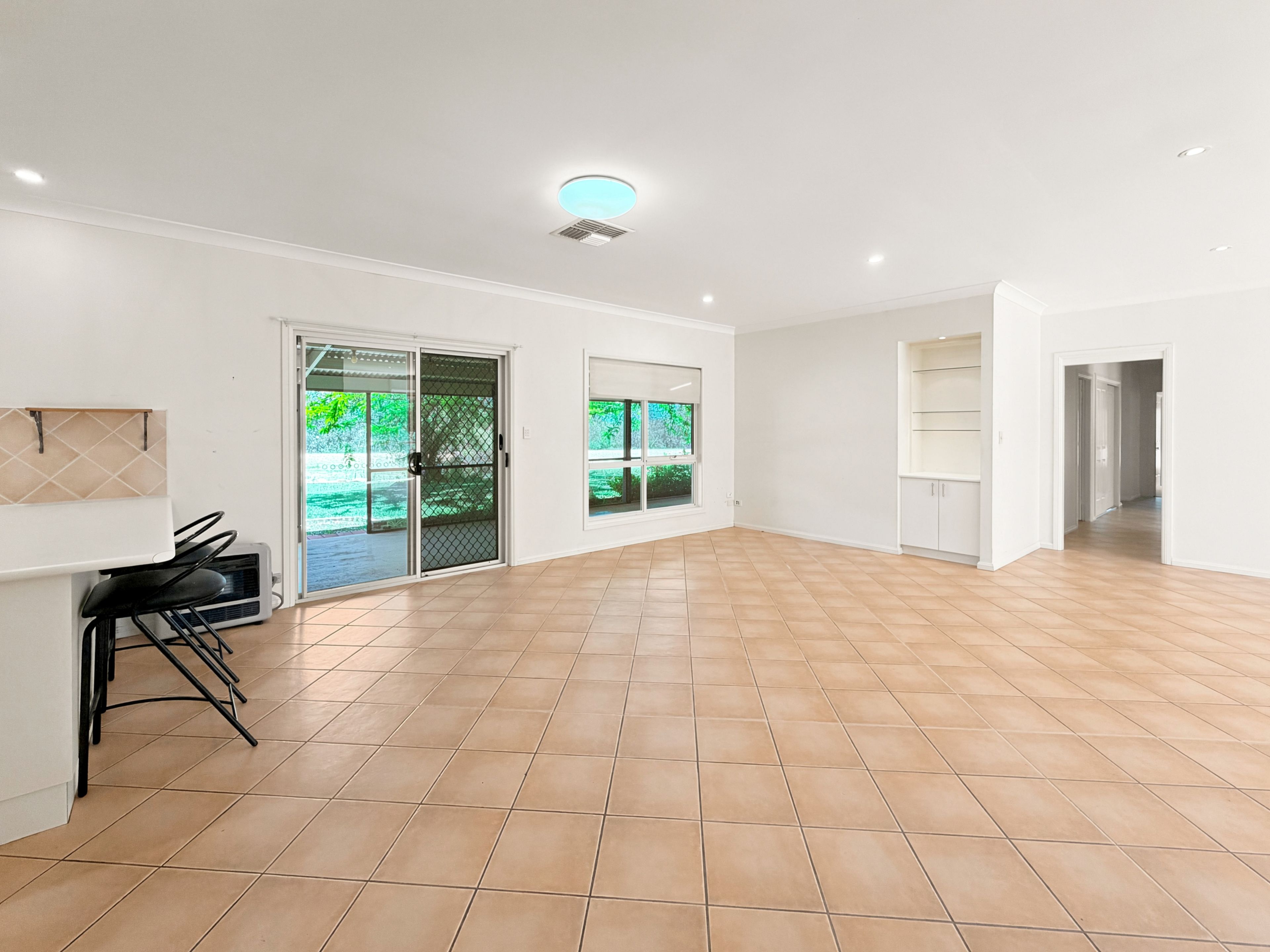 220 Macquarie View Road — photo 7 of 20