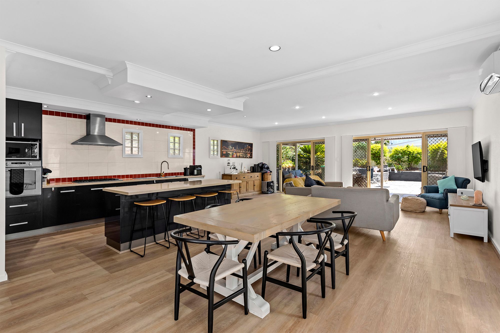 48 ROSS Street, Woolloongabba, QLD 4102