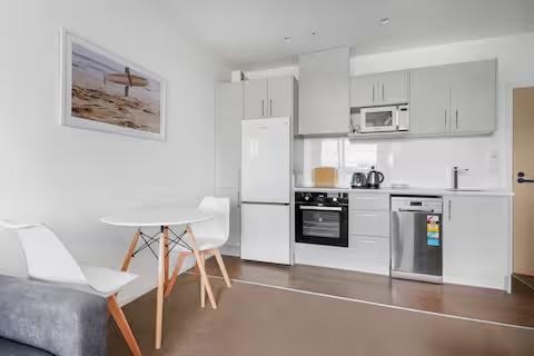 330/770A Great South Road, Manukau, Manukau City