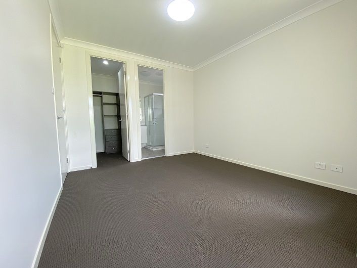 10A Rixon Street, Oran Park, NSW 2570