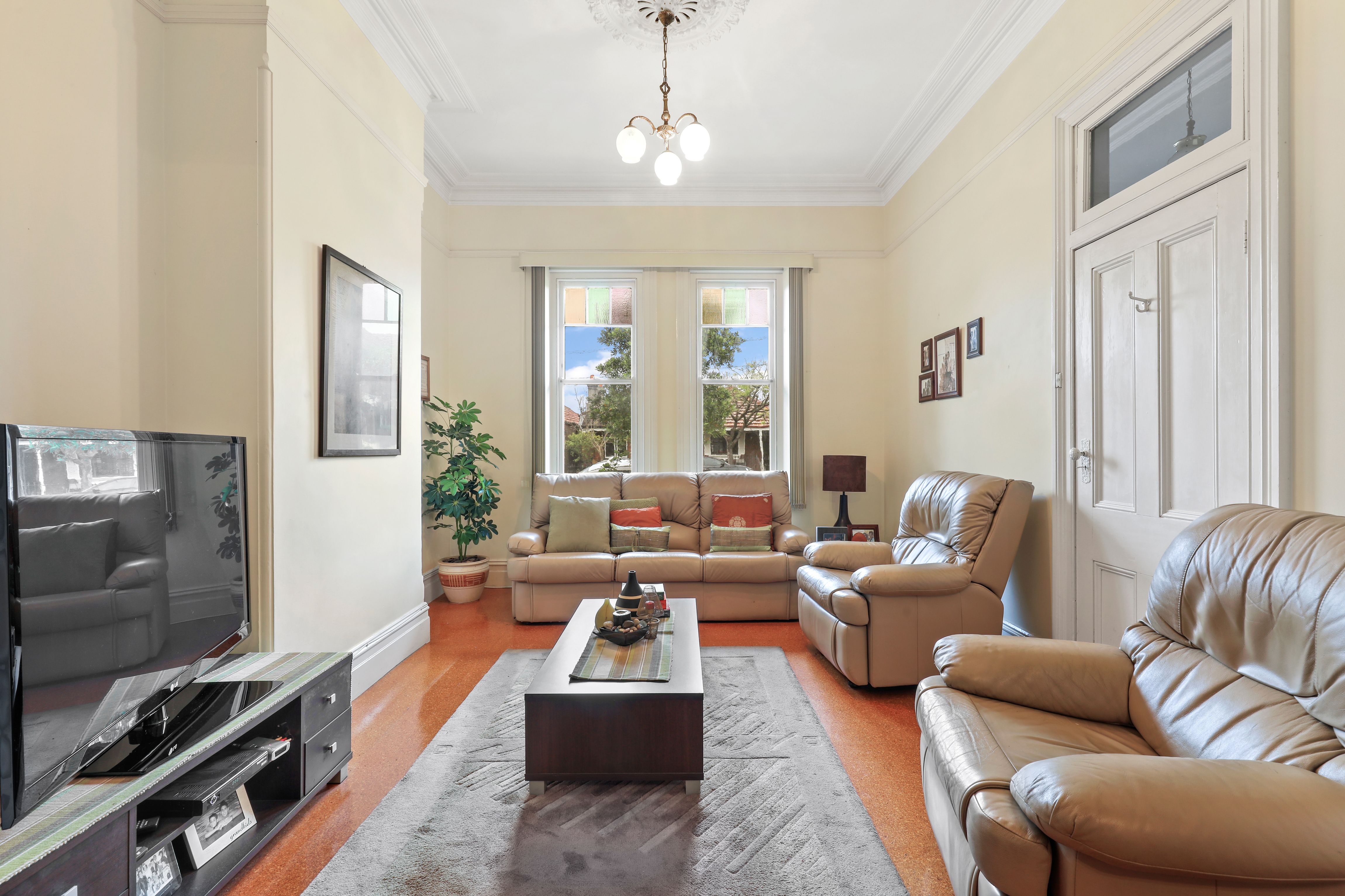 102 Macaulay Road, Stanmore, NSW 2048