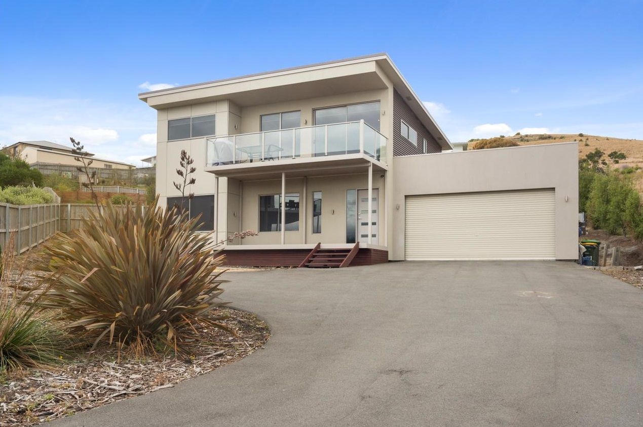 45 Spinnaker Crescent, Tranmere TAS 7018