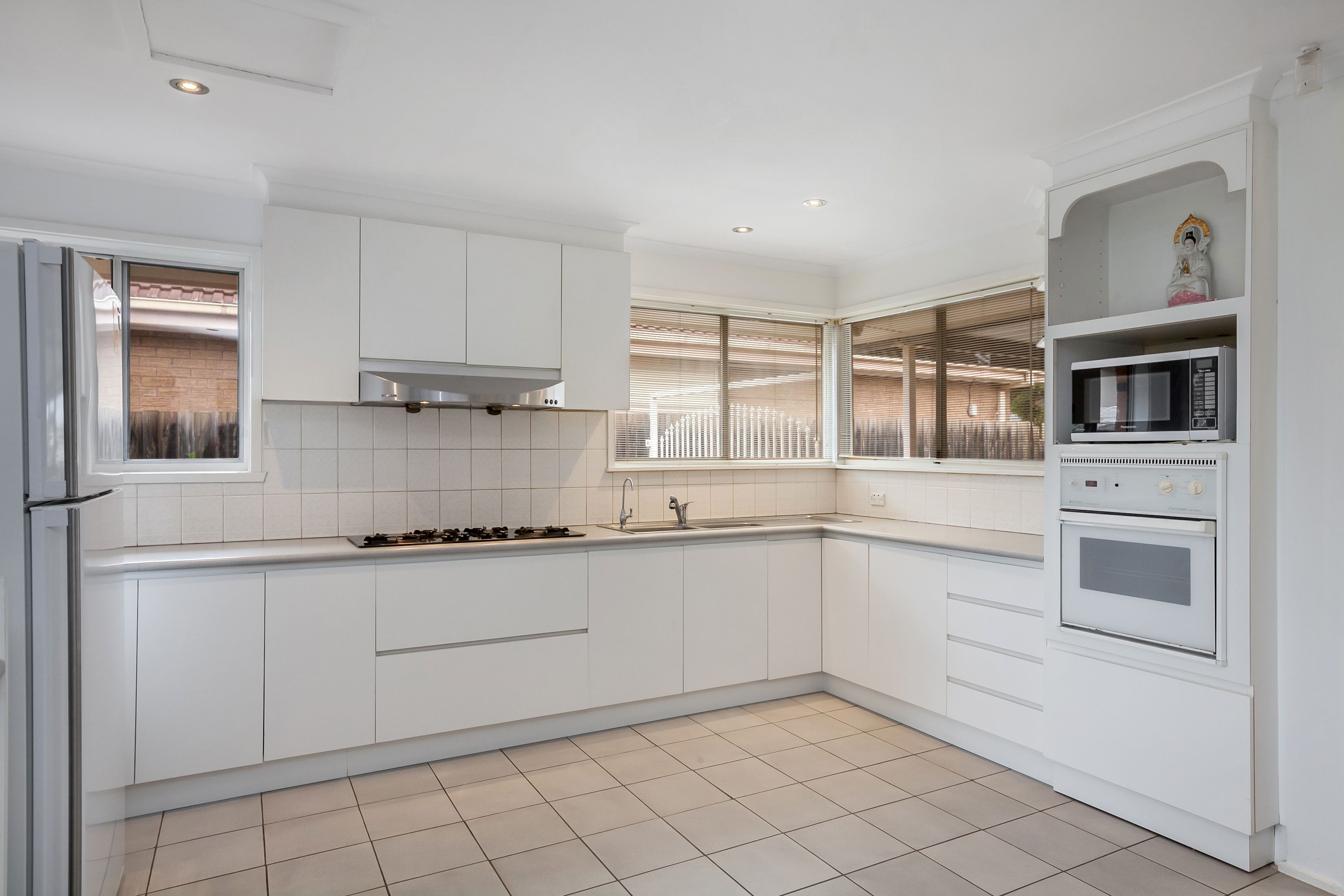 27 Bates Avenue, Thomastown, VIC 3074