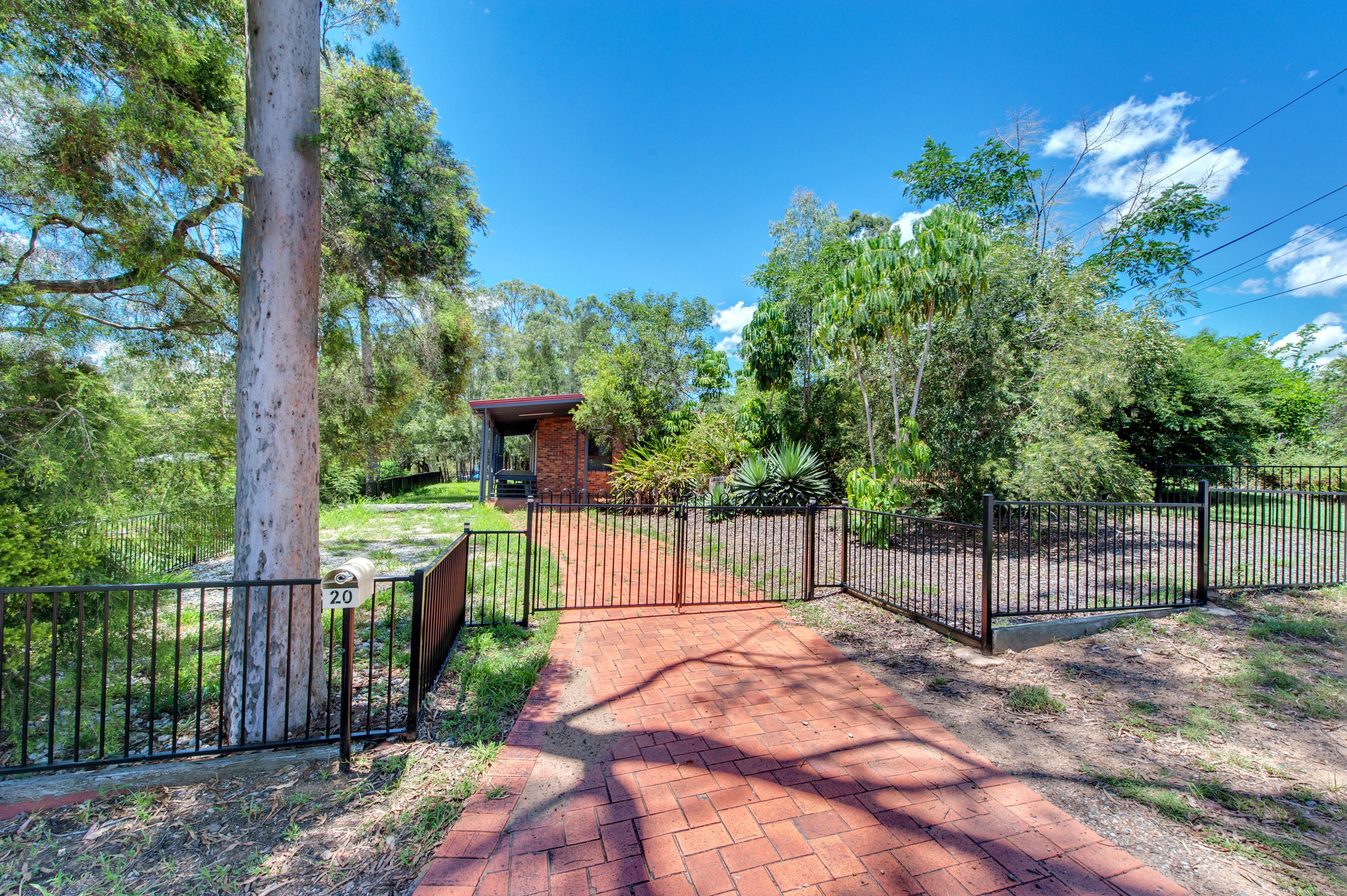 20 Naomai Street, Bundamba, QLD 4304