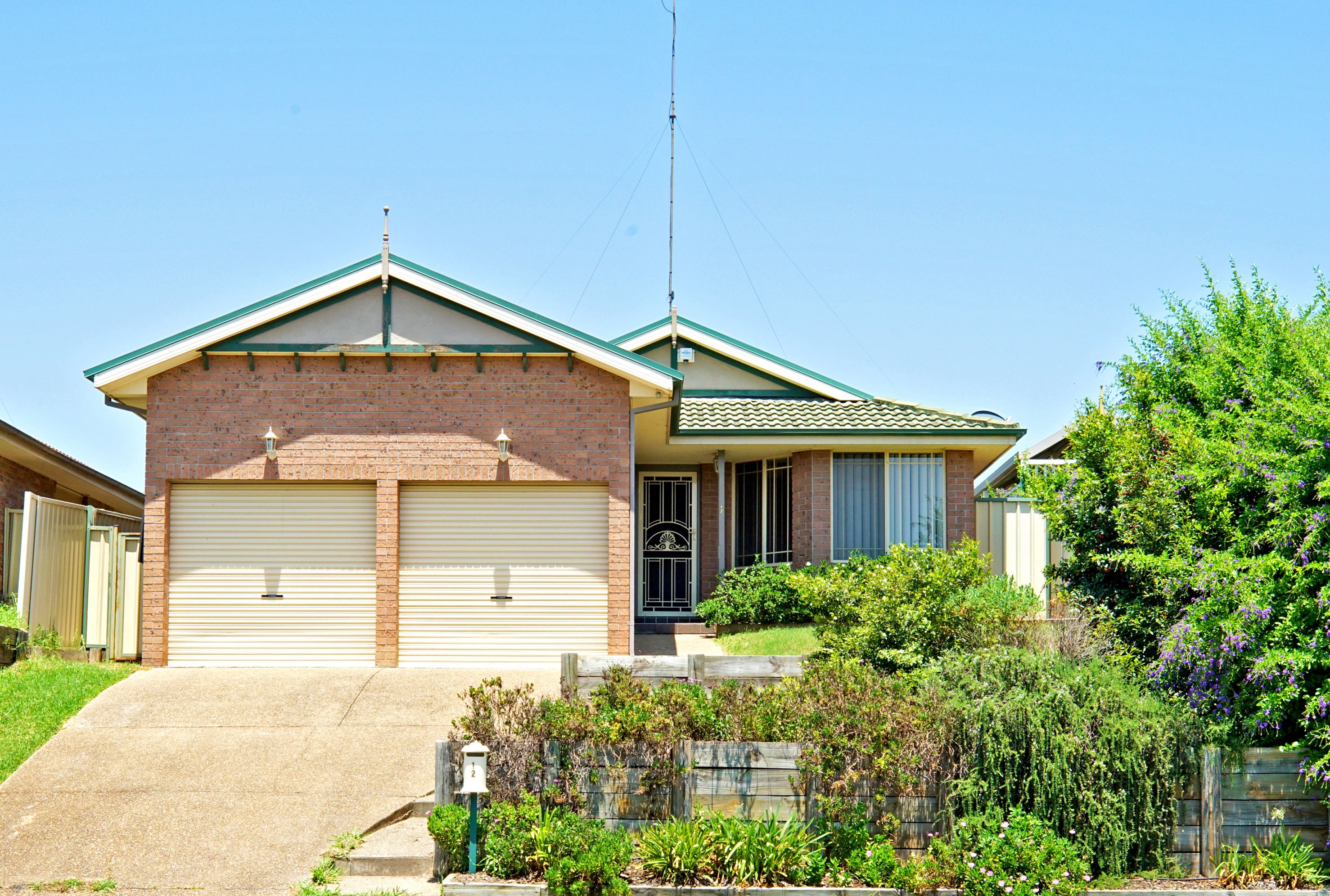 23 Kenneth Slessor Drive