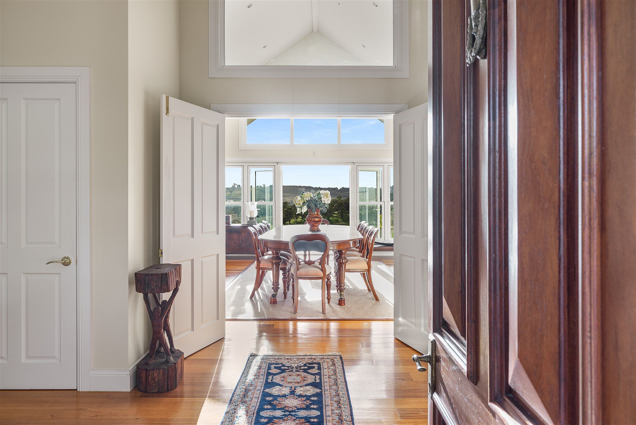 550 Oxleys Hill Road — photo 11 of 30
