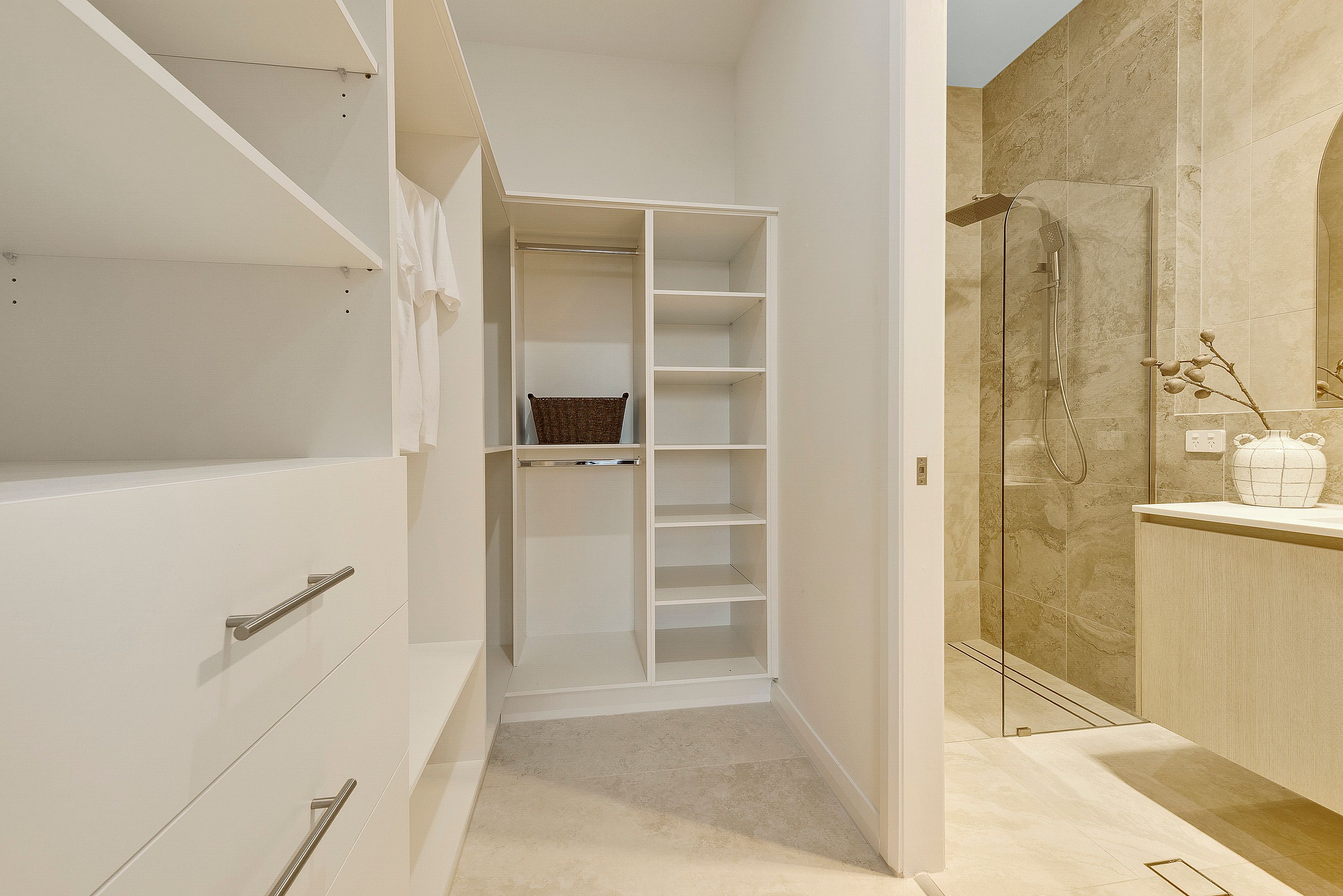 20 Dunedin Avenue — photo 9 of 19