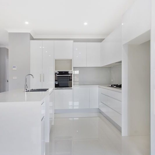 13 Kemerton Street, St Clair, NSW 2759