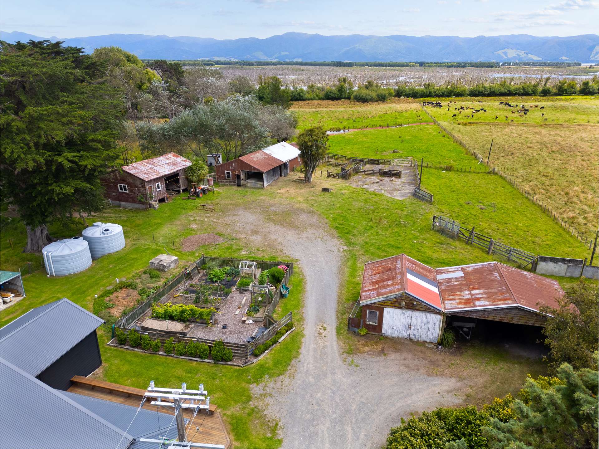 1766 Kahutara Road photo 30