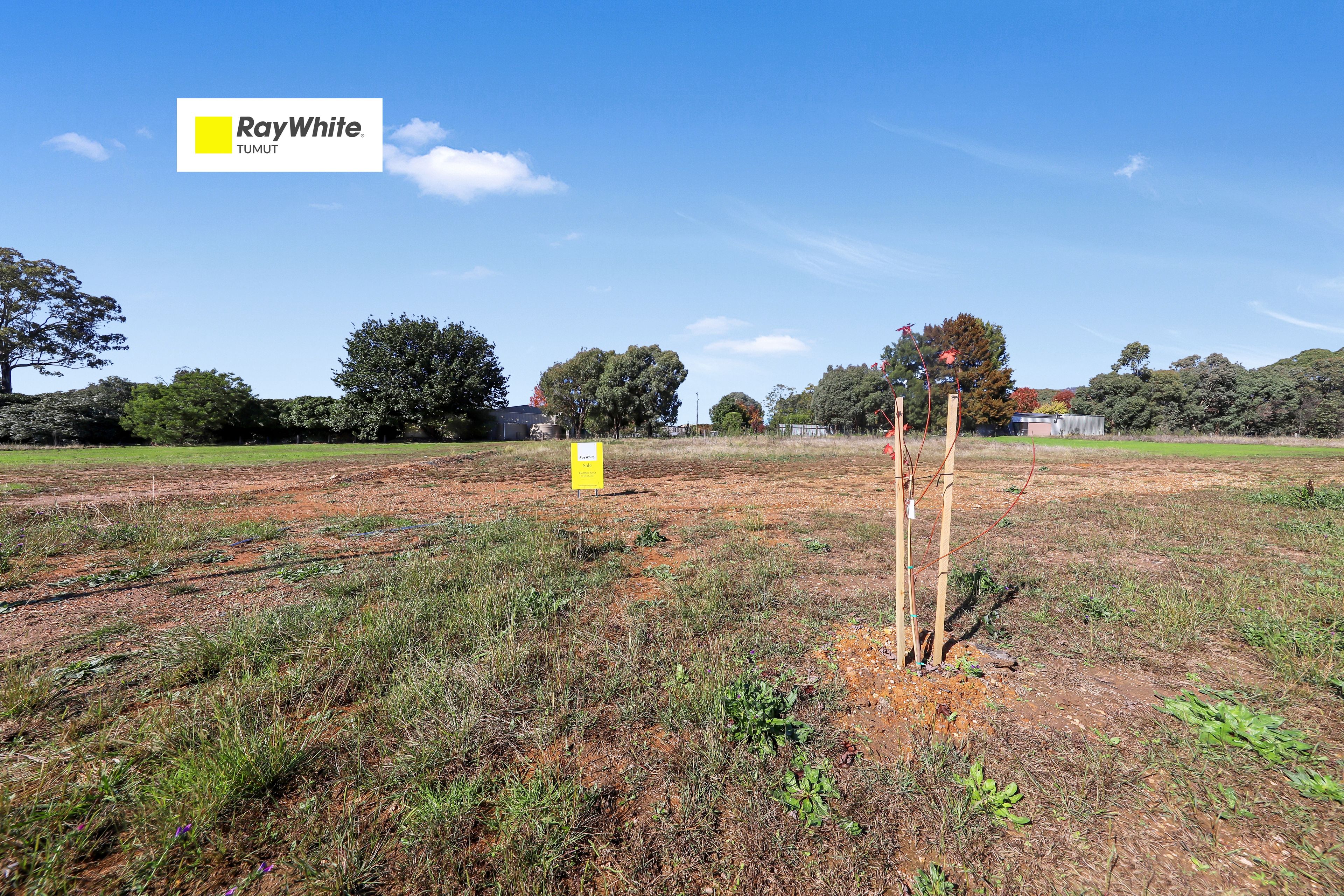 17 Weeden Place, Tumut NSW 2720