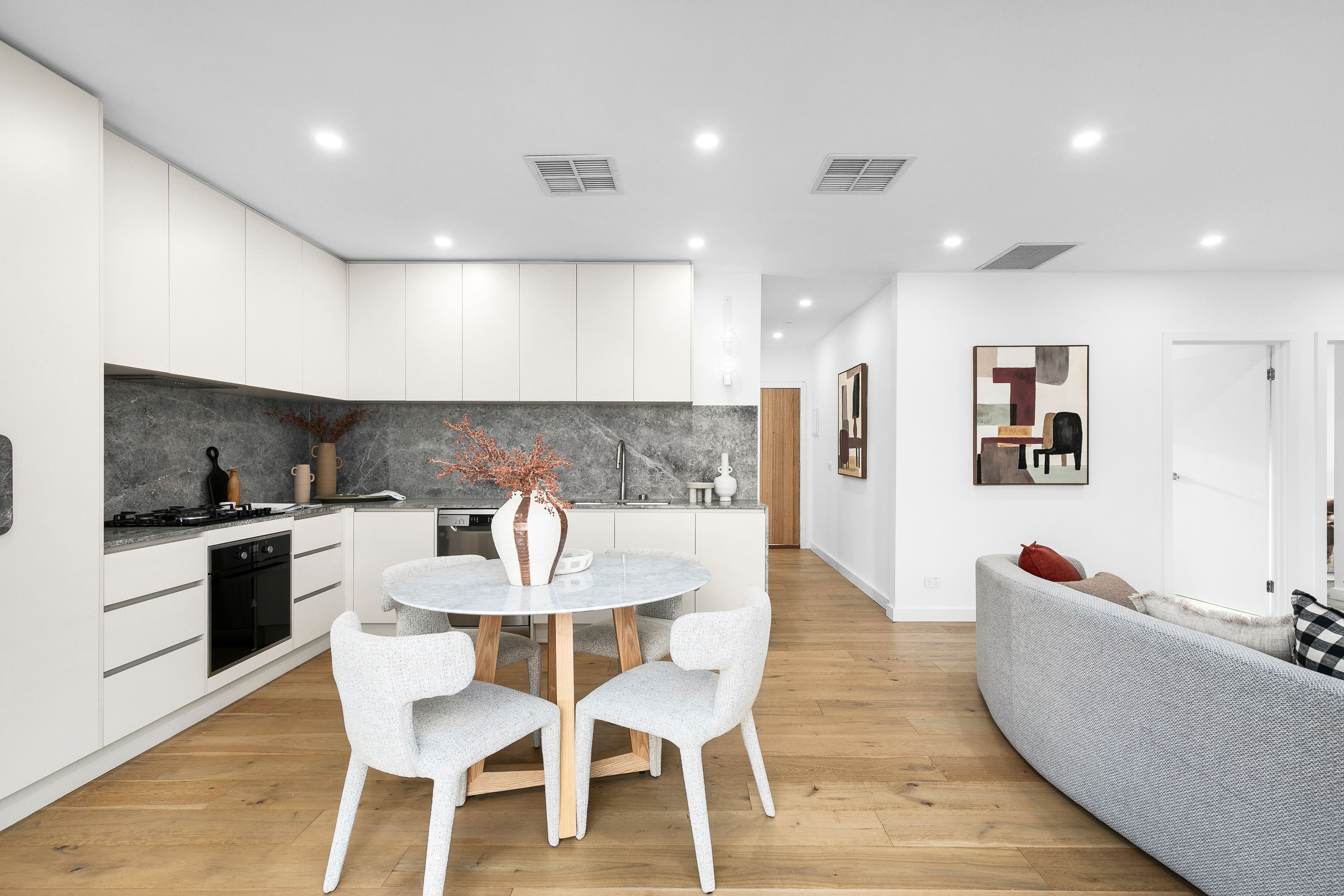 1/72 Leonard Avenue — photo 6 of 16