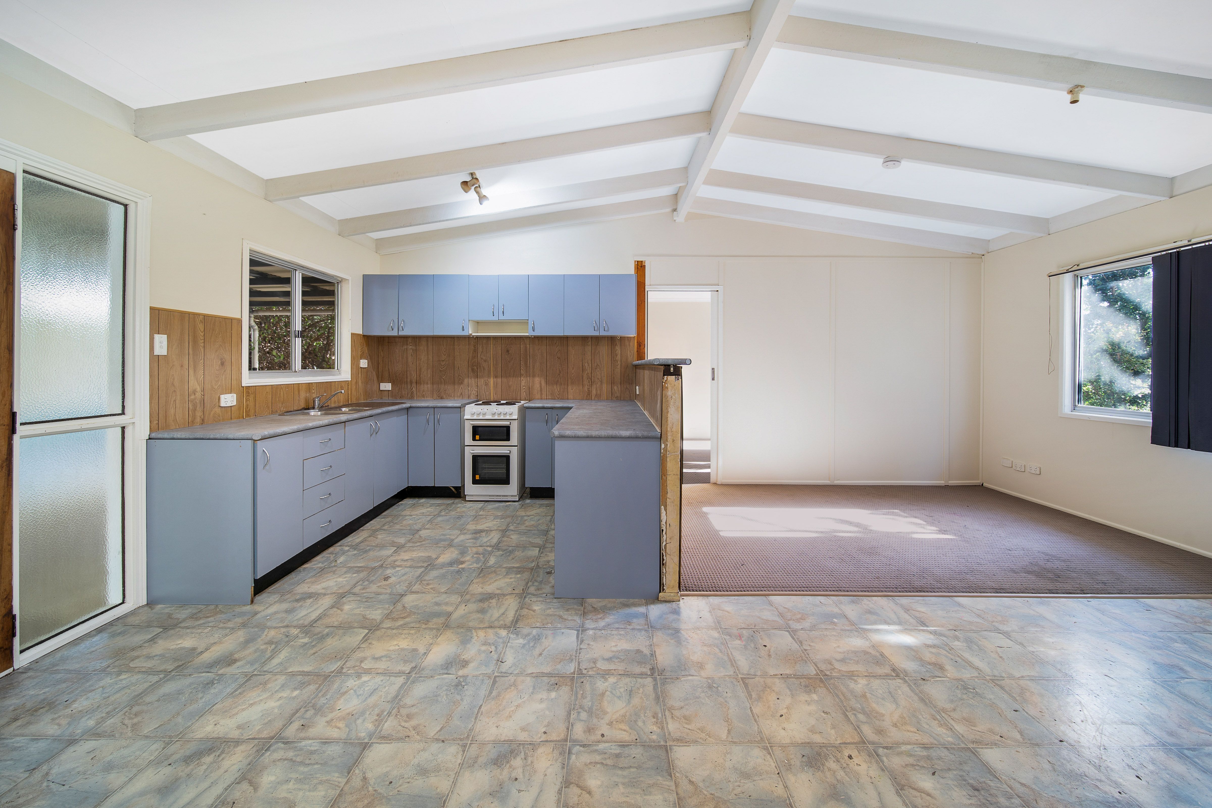 10 Blackbutt Street, Crestmead, QLD 4132