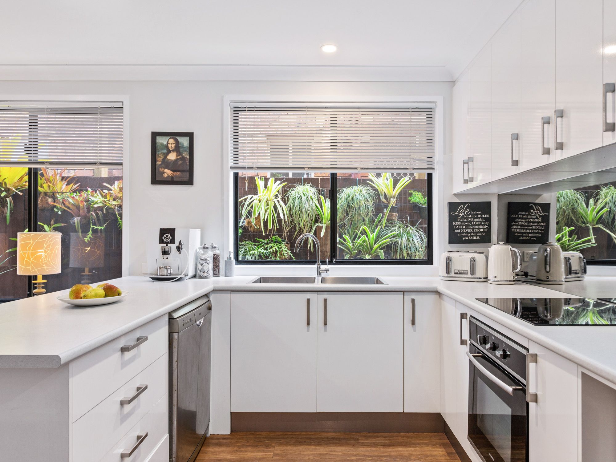 1/80 Worendo Street, Southport, QLD 4215