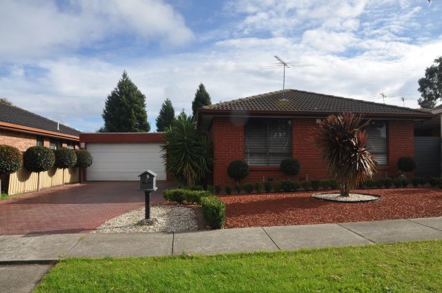 3 Prince of Wales Avenue, Mill Park, VIC 3082