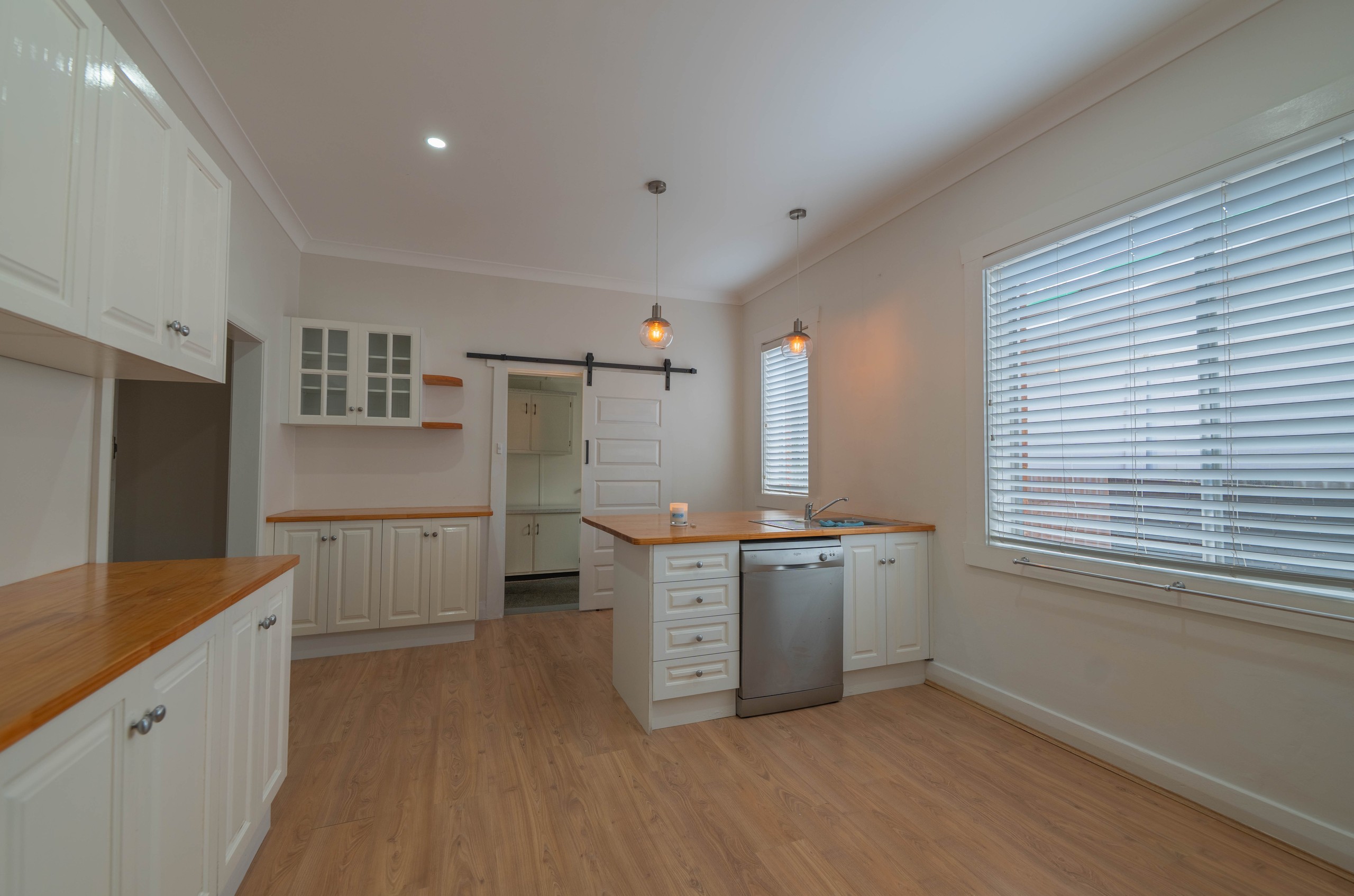 4 Armstrong Street, Parkes, NSW 2870