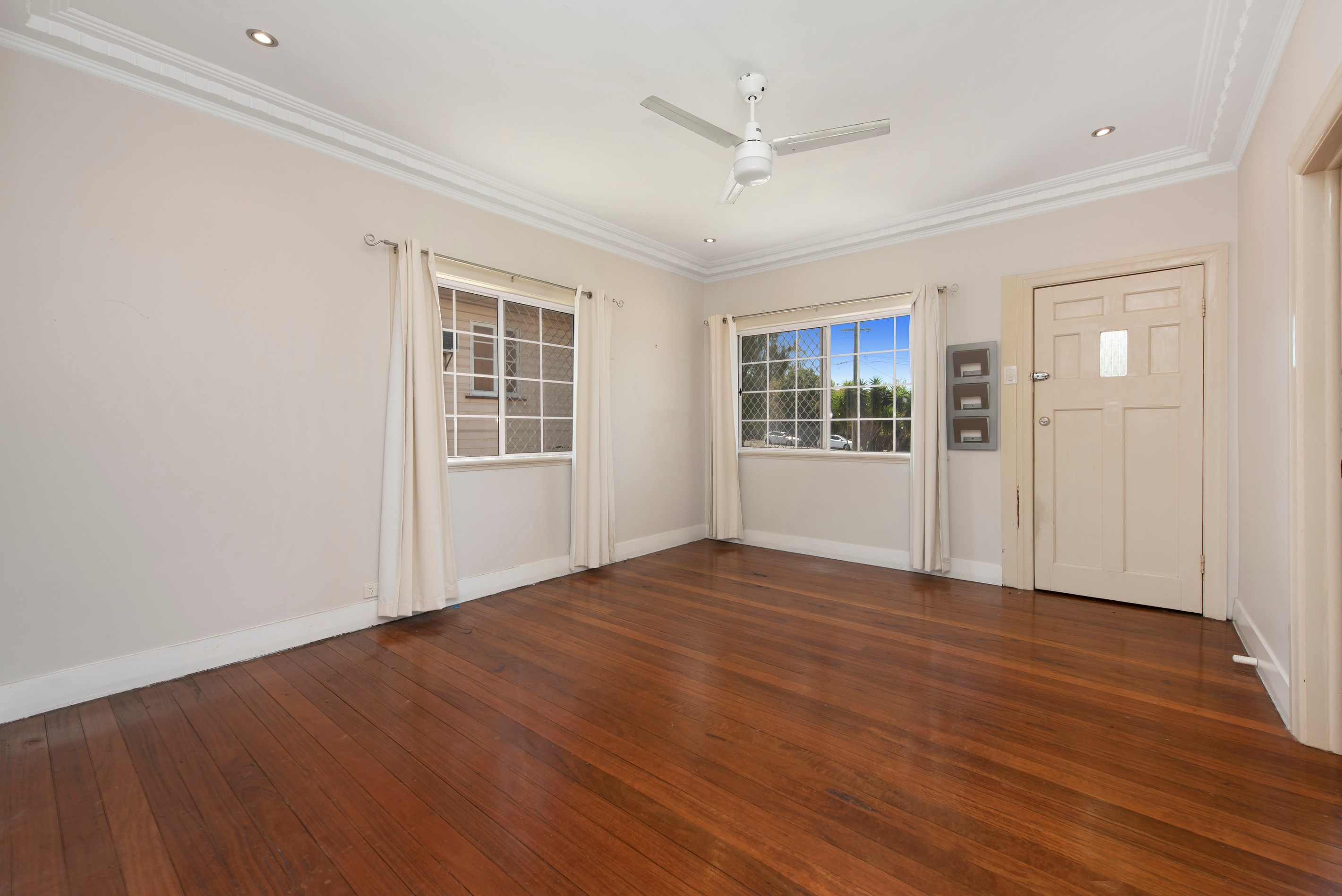 835 Old Cleveland Road, Carina, QLD 4152