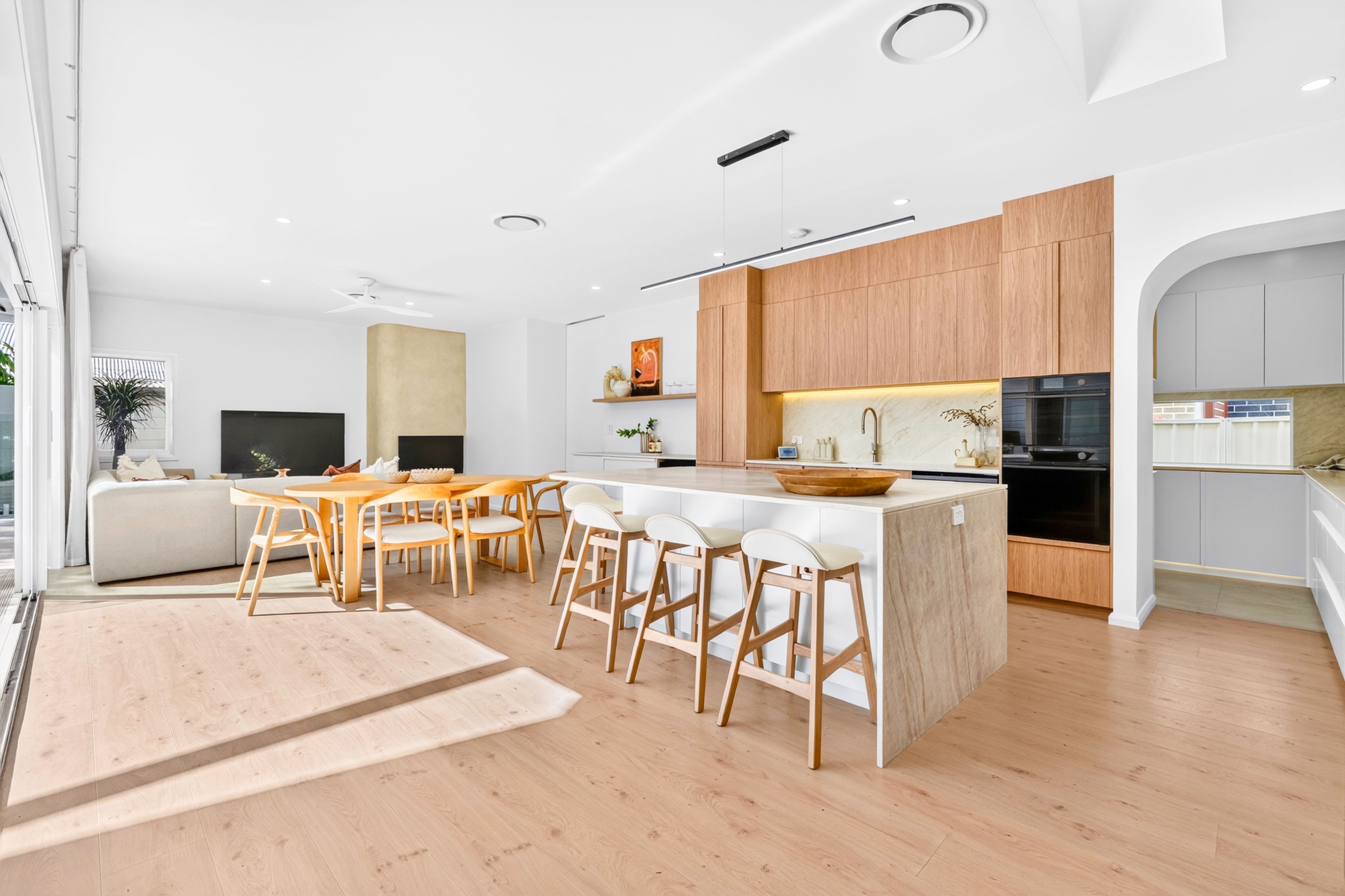 2 Harbour Street — photo 8 of 24