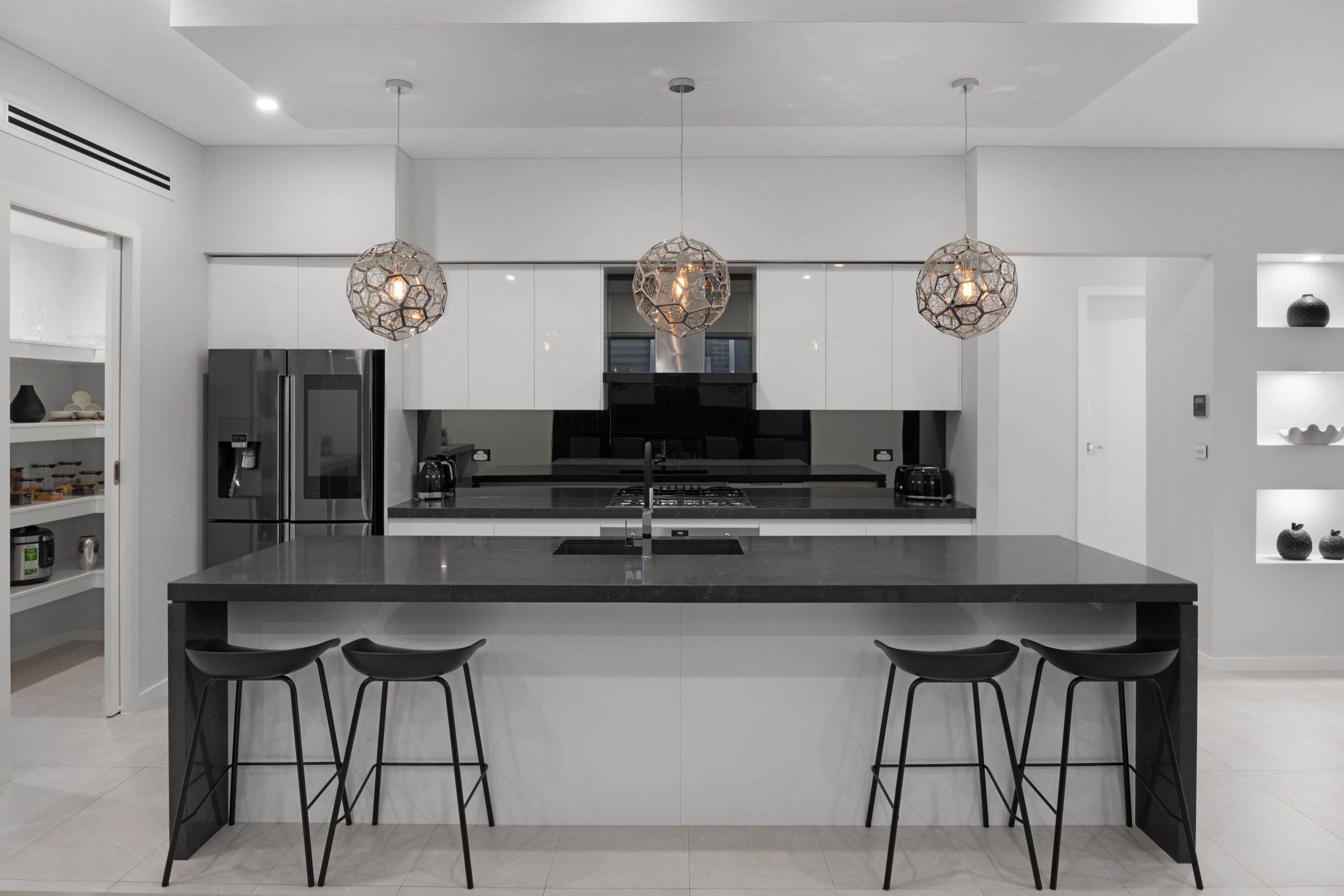 37 Sixteenth Avenue, Austral, NSW 2179