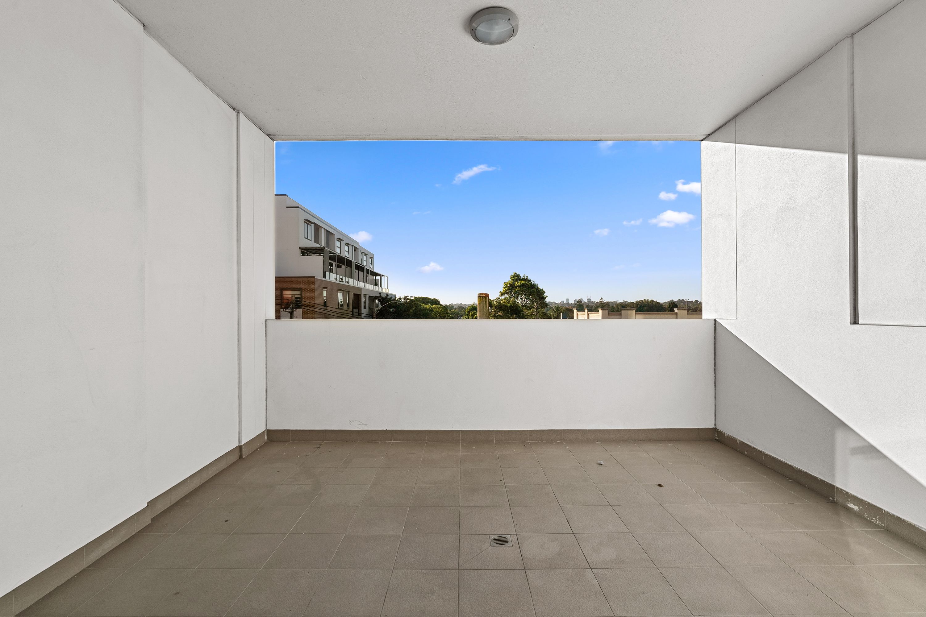 207/314 Canterbury Road (Access via Canton St) — photo 4 of 10