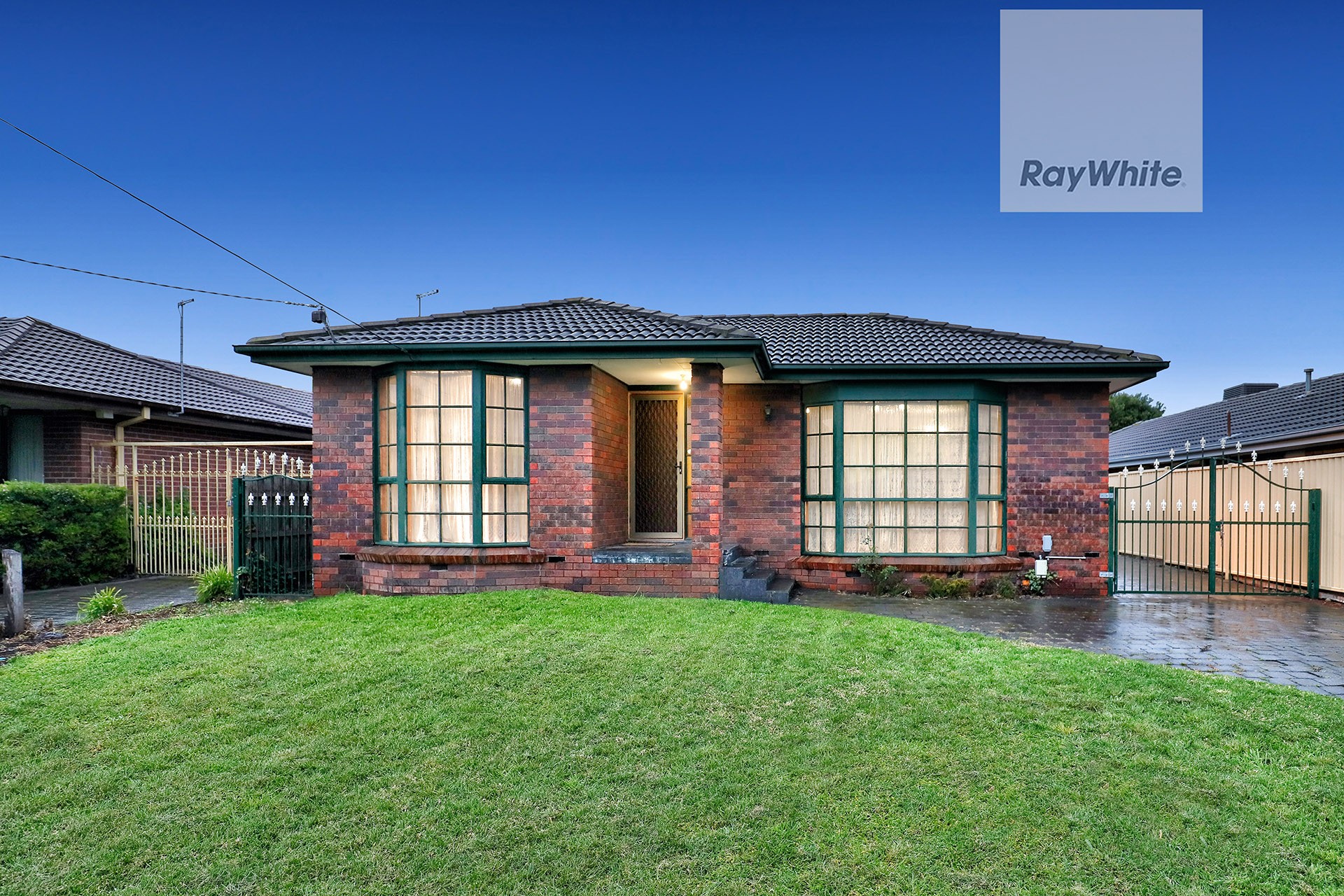 55 The Circuit, Gladstone Park, VIC 3043