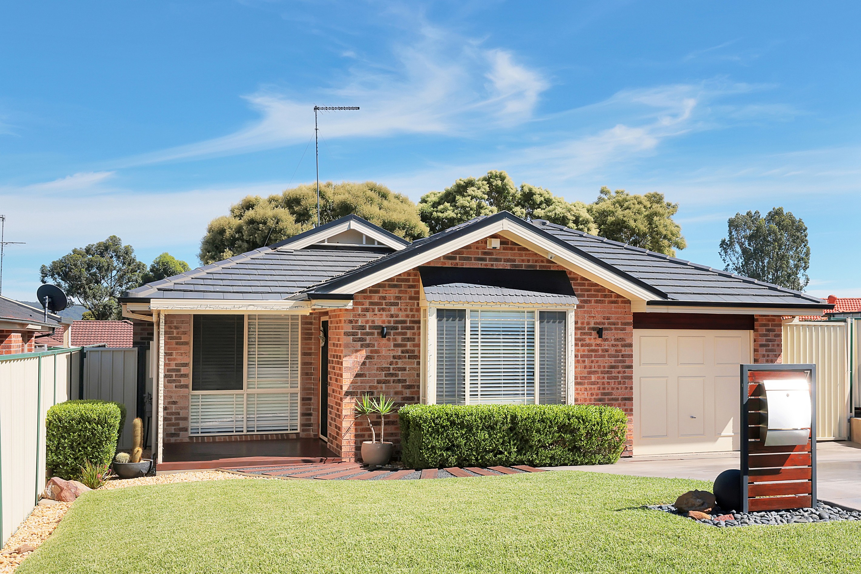 7 Paperbark Close, Glenmore Park, NSW 2745