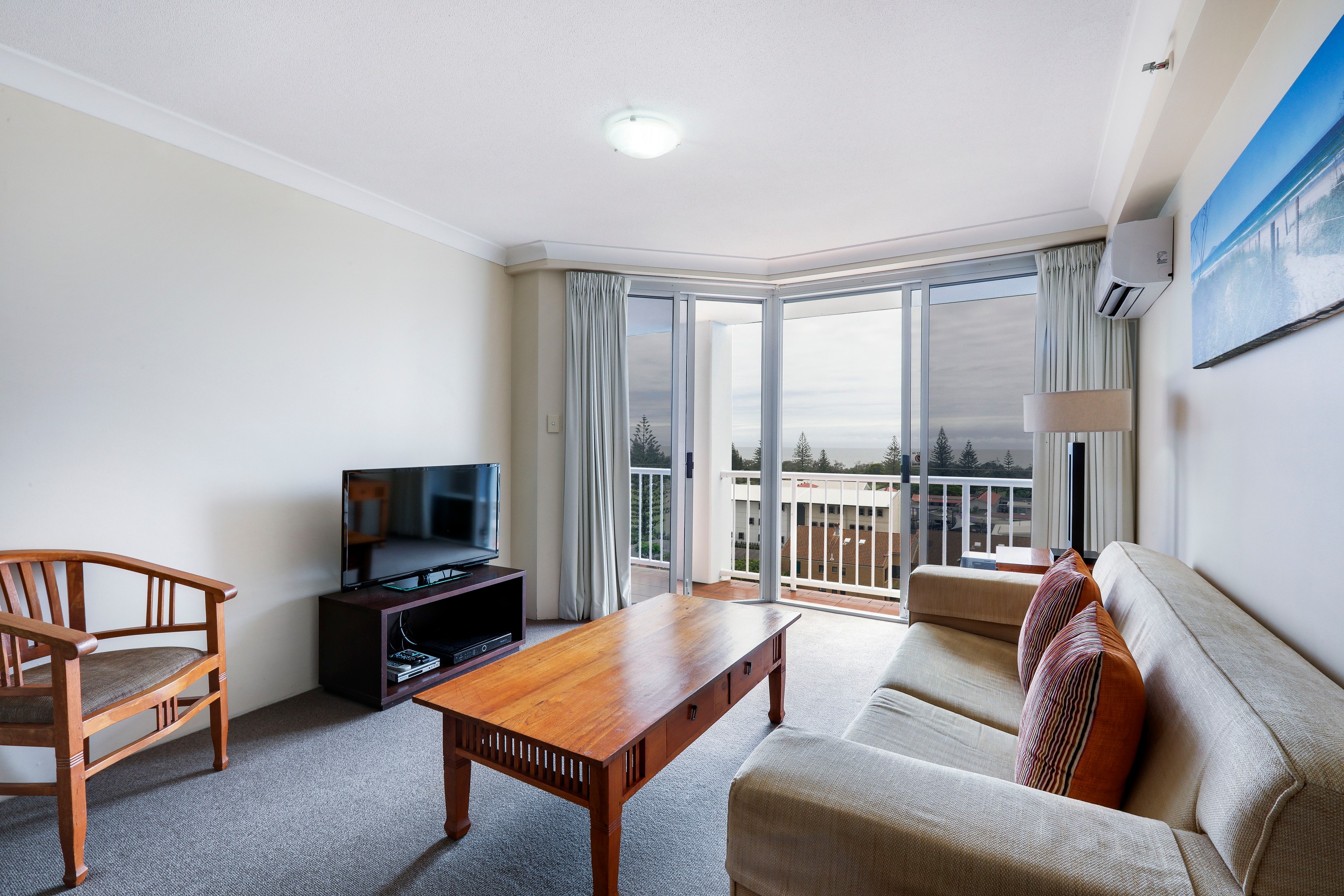 1084/2623-2633 Gold Coast Highway, Broadbeach, QLD 4218