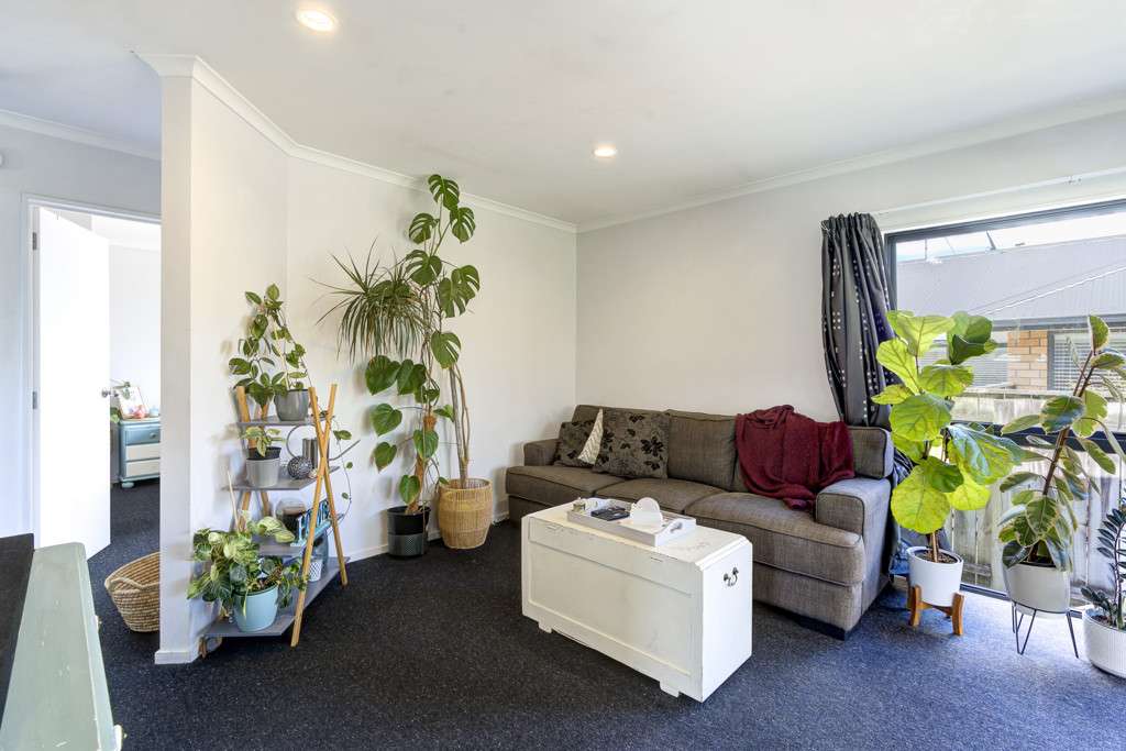 129a Boundary Road photo 2