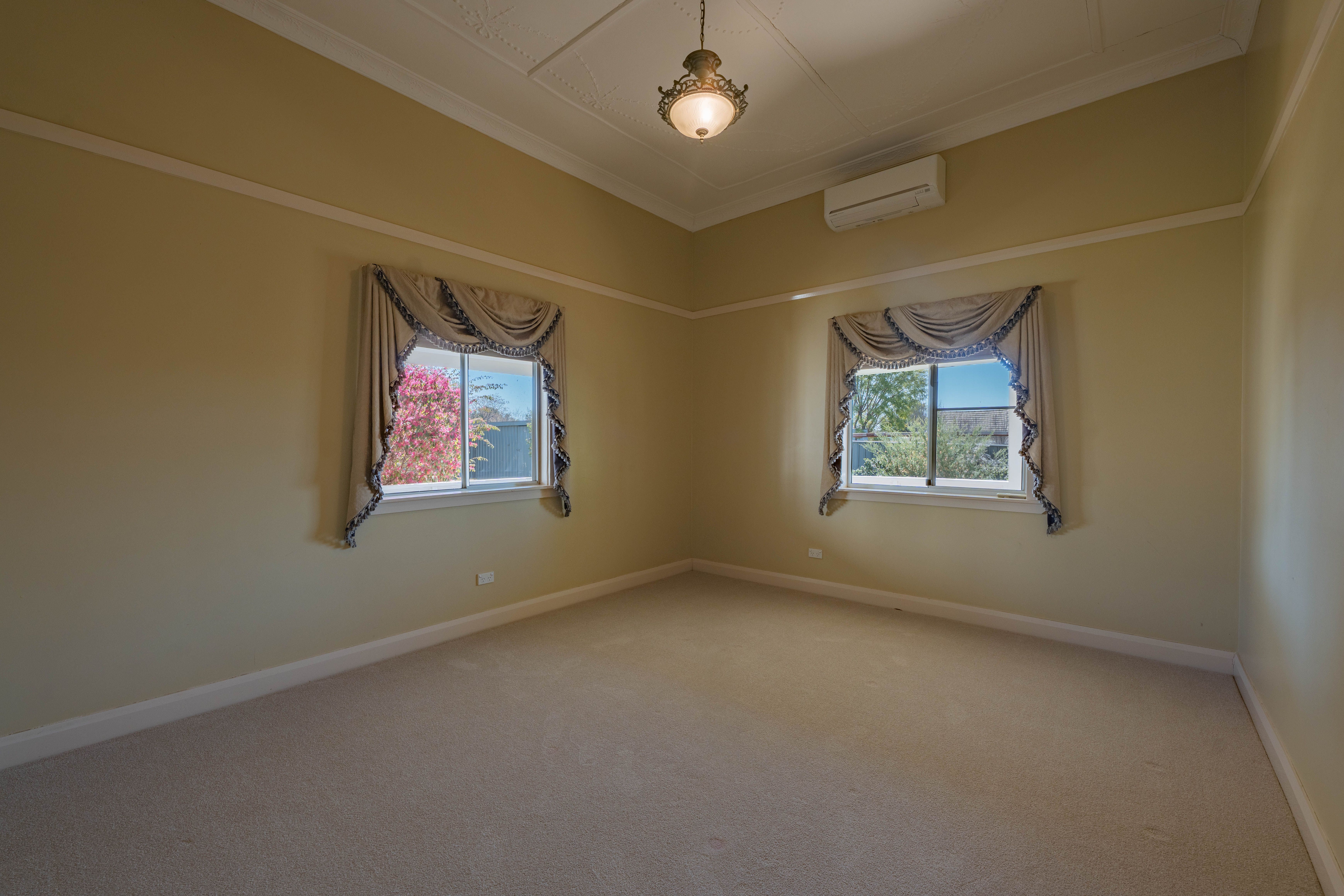 18 Innes Street — photo 17 of 21