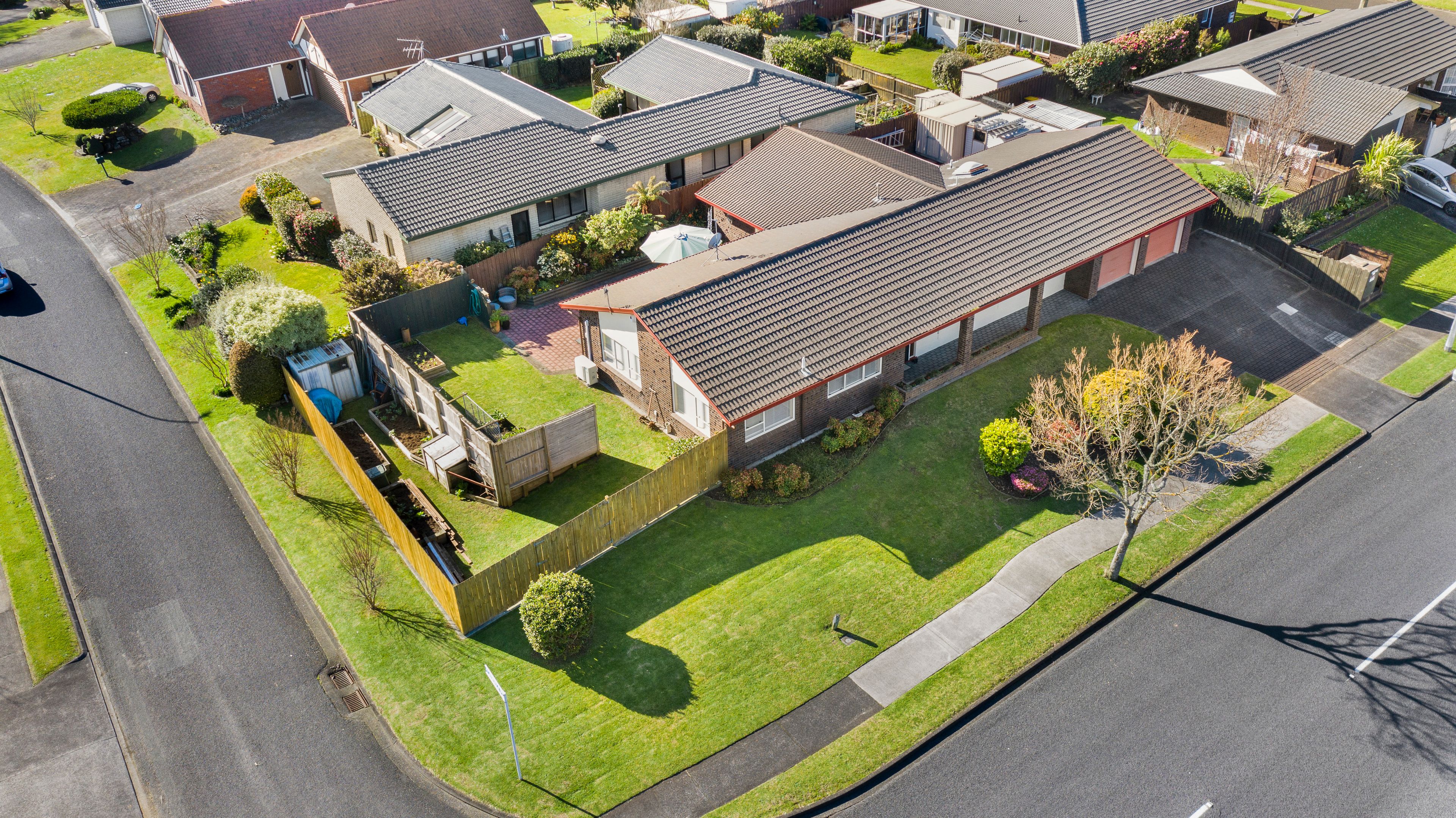 130 Walter Strevens Drive, Conifer Grove, Manukau City