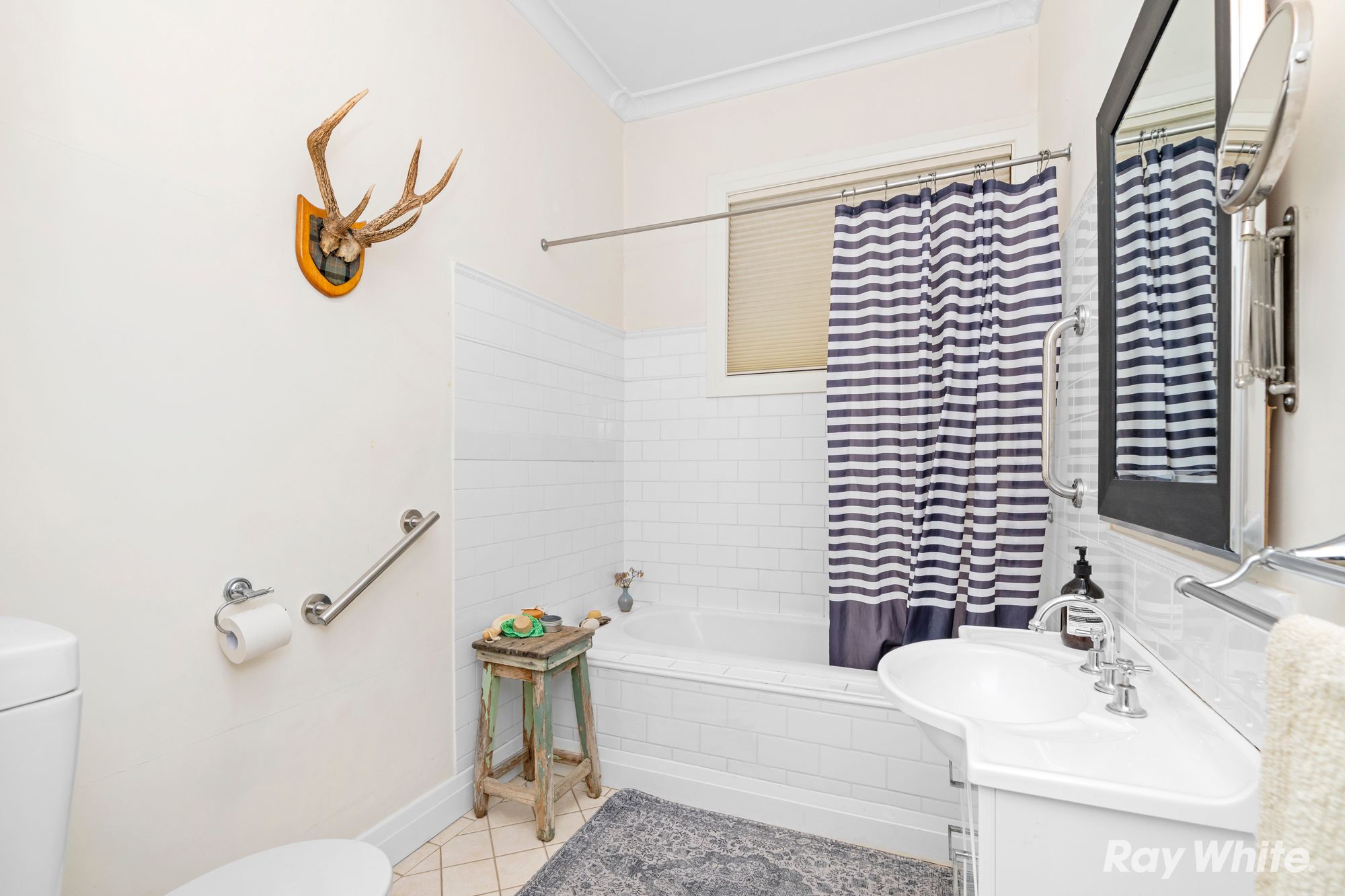 27 Grandview Avenue — photo 14 of 24