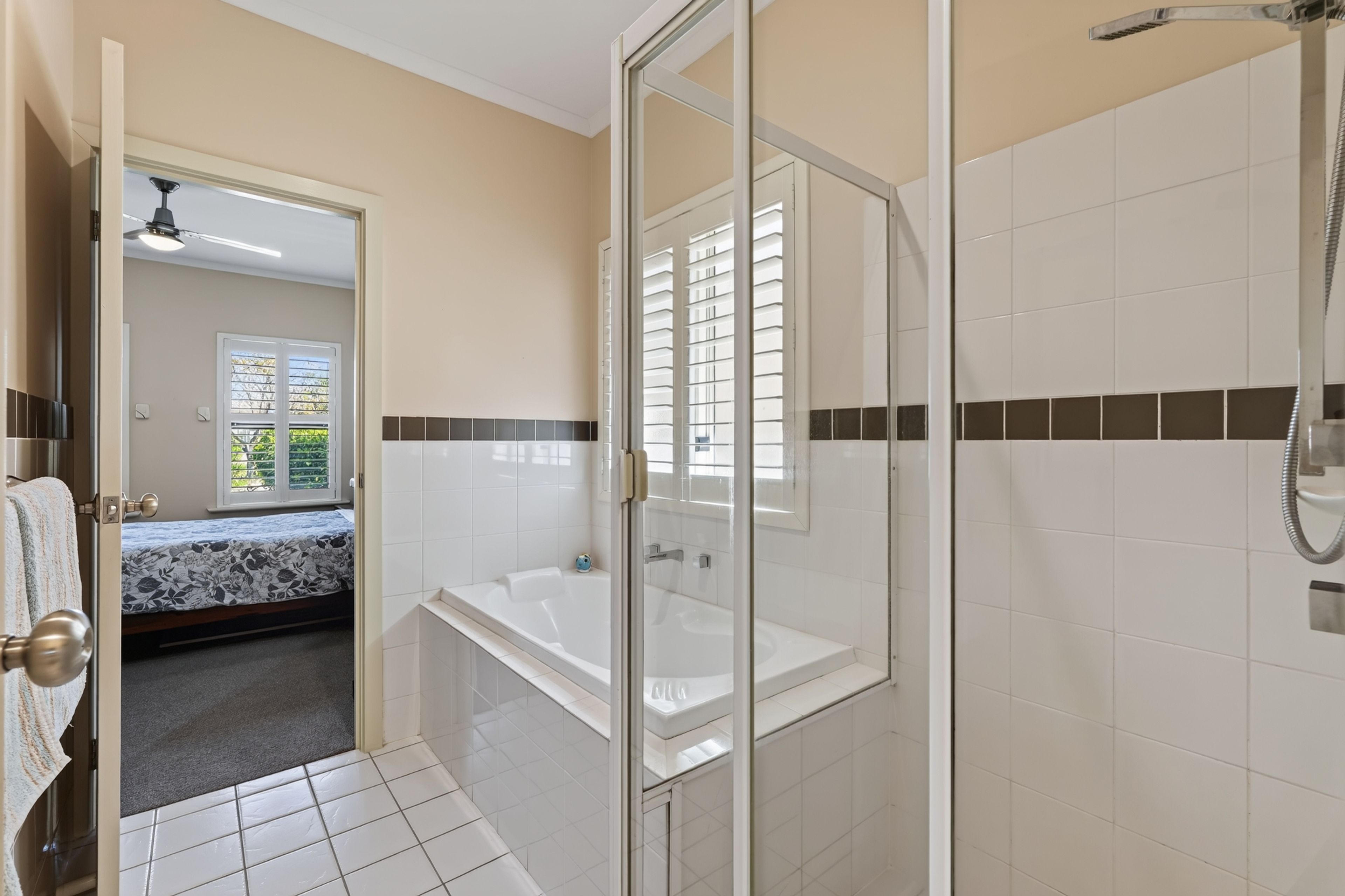 6 Sheean Street — photo 14 of 30
