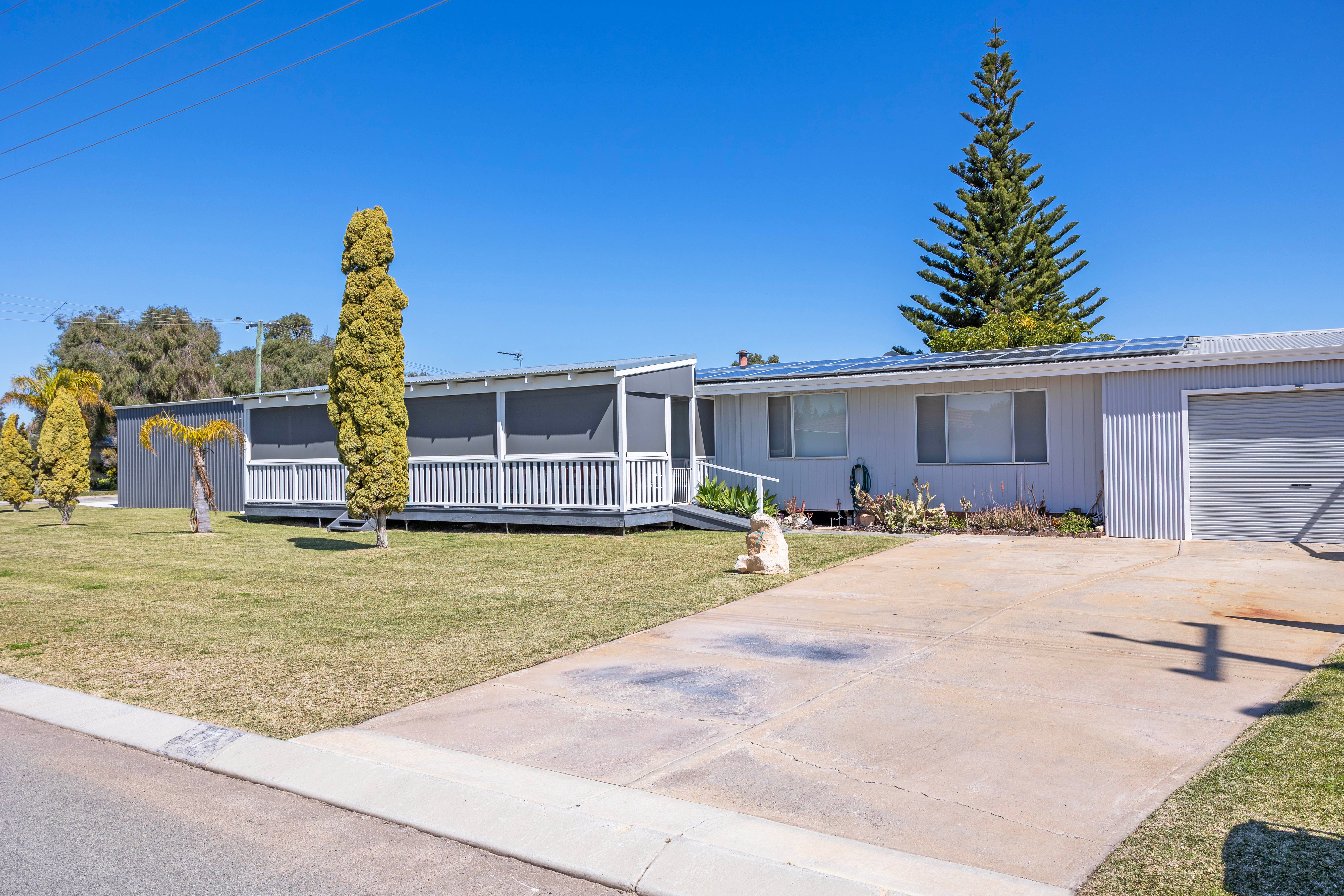 7 Hasting Street, Jurien Bay, WA 6516