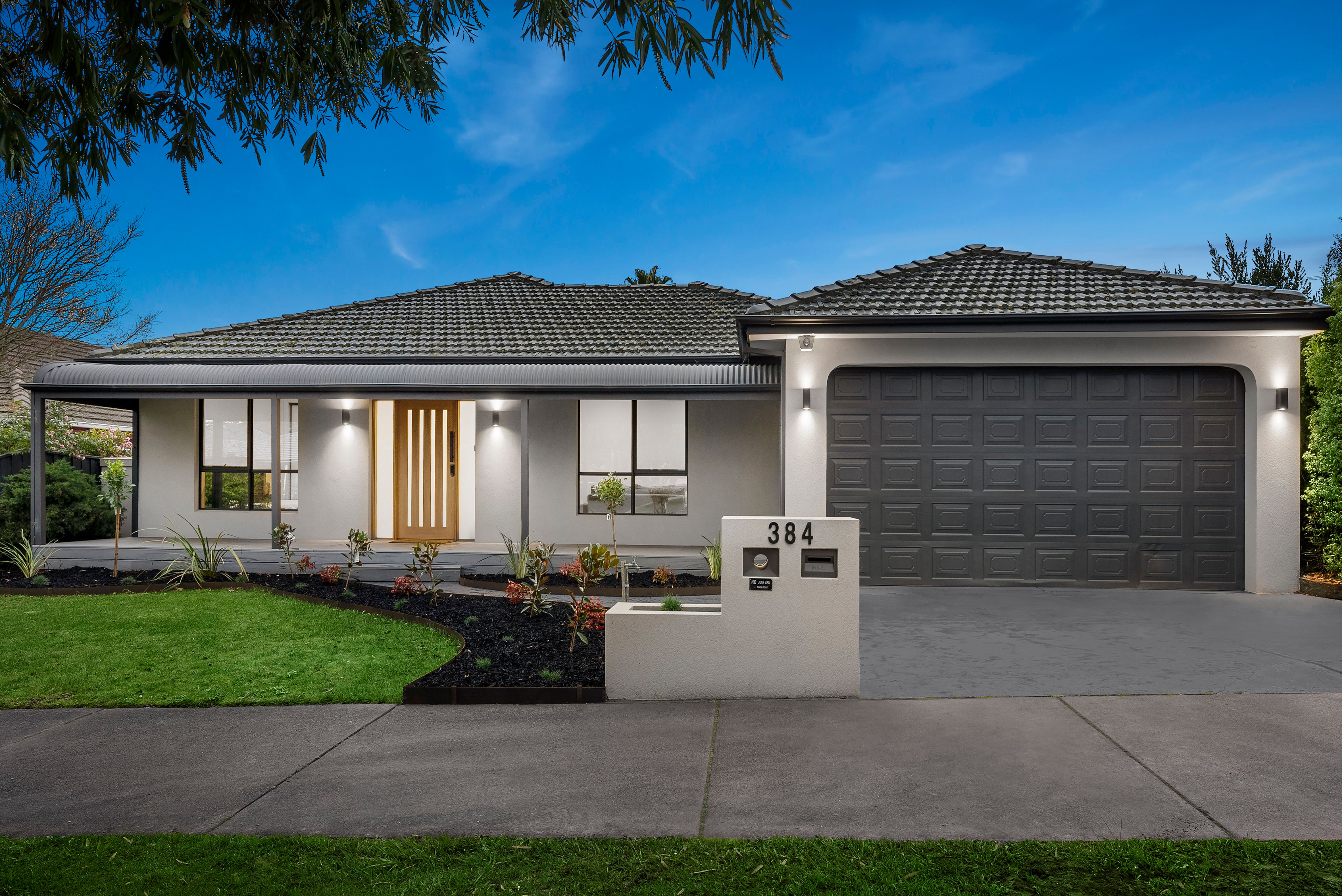 384 Dandelion Drive, Rowville VIC 3178
