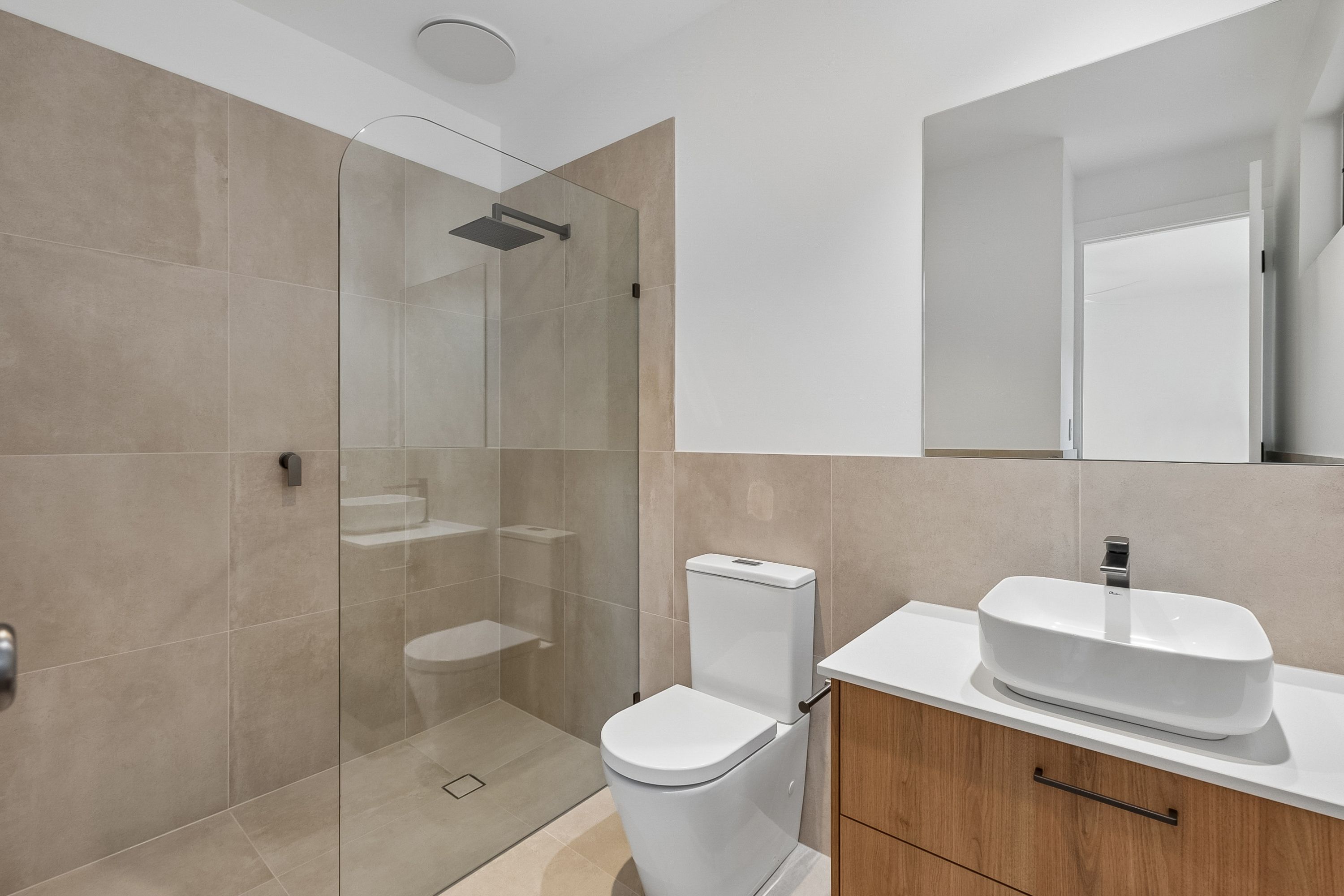 15 Toovis Avenue — photo 6 of 10