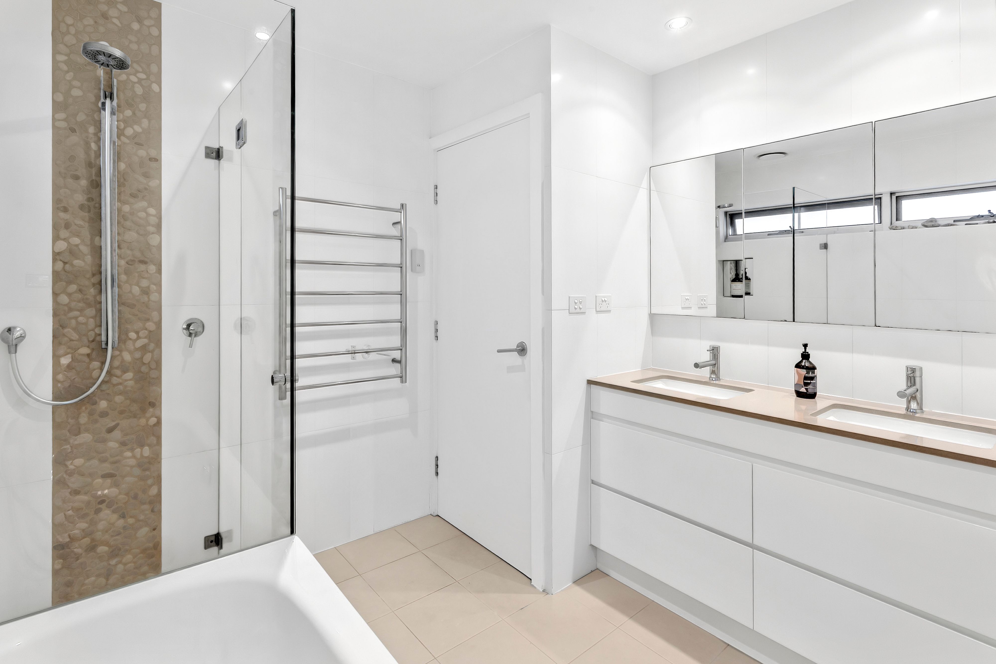 44 Bertana Crescent — photo 19 of 21
