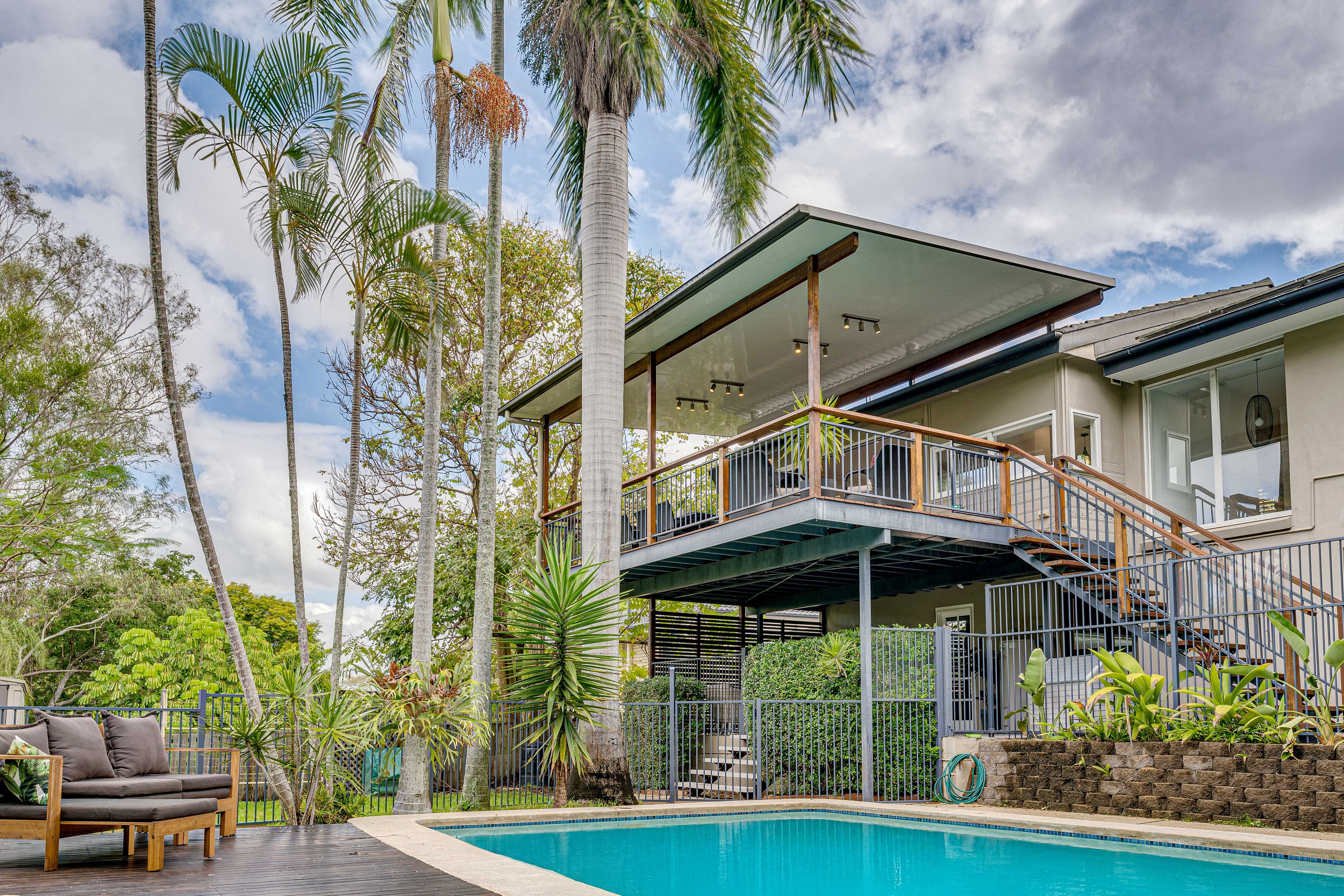 13 Rialanna Street, Kenmore QLD 4069