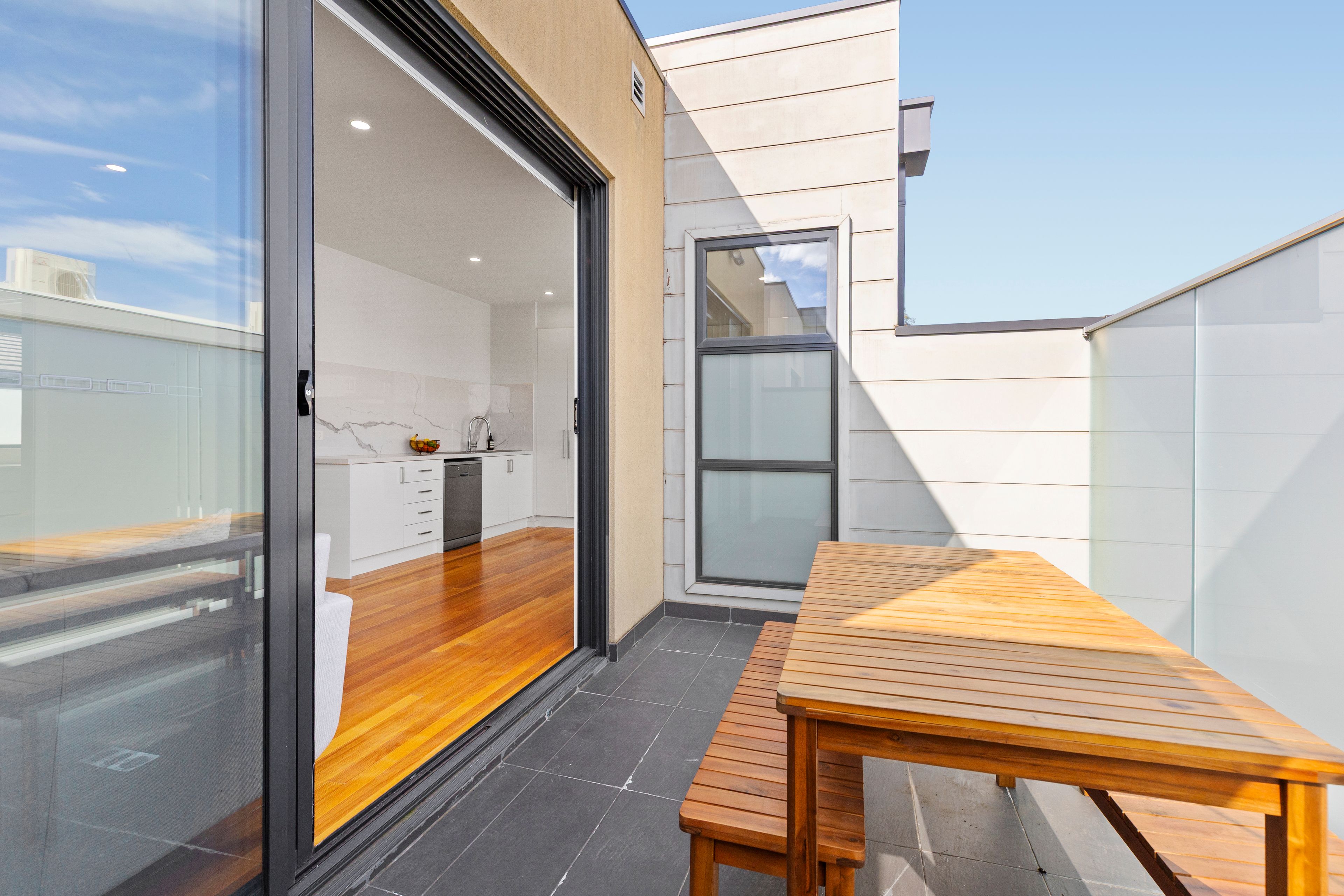 3/50 Adele Avenue — photo 15 of 18