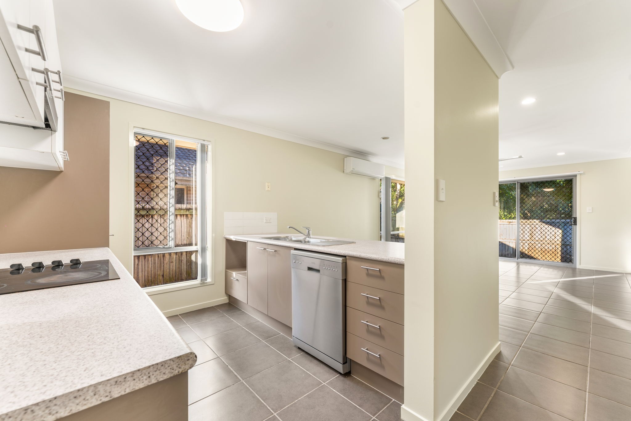 1 Scott Way, Redbank Plains, QLD 4301