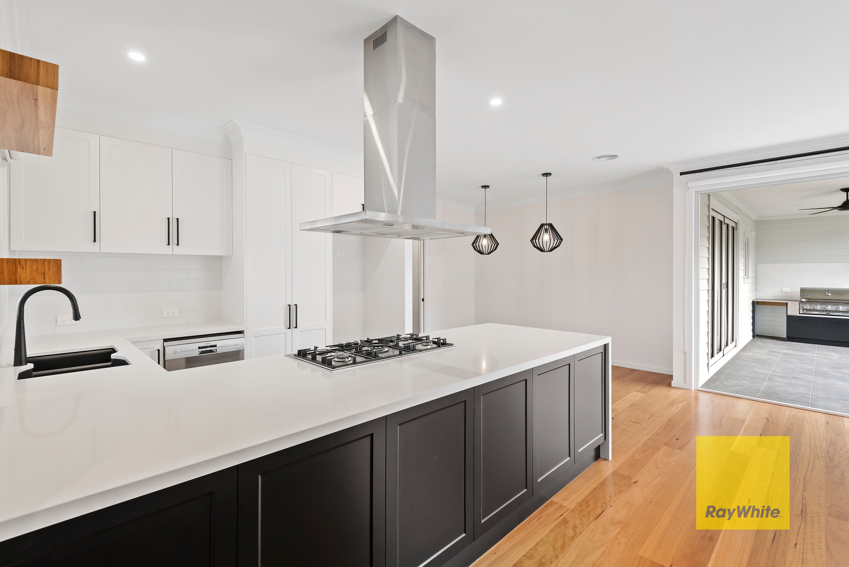 1/240 High Street, Belmont, VIC 3216