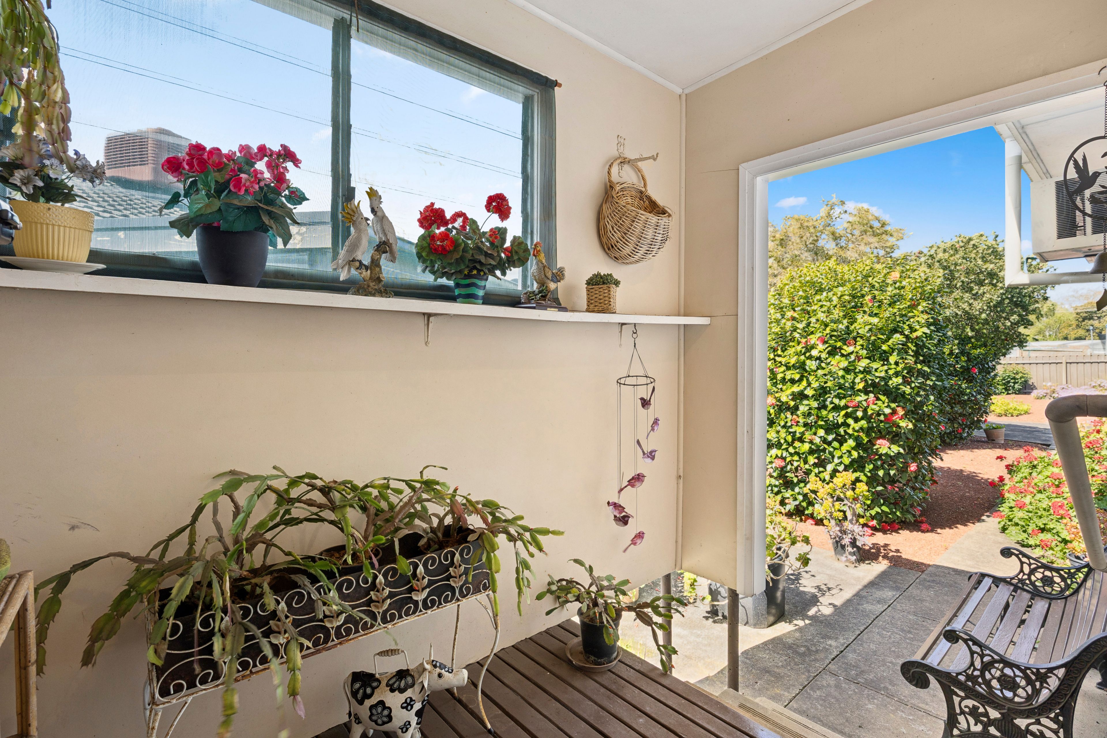 11 Bowen Street — photo 12 of 13