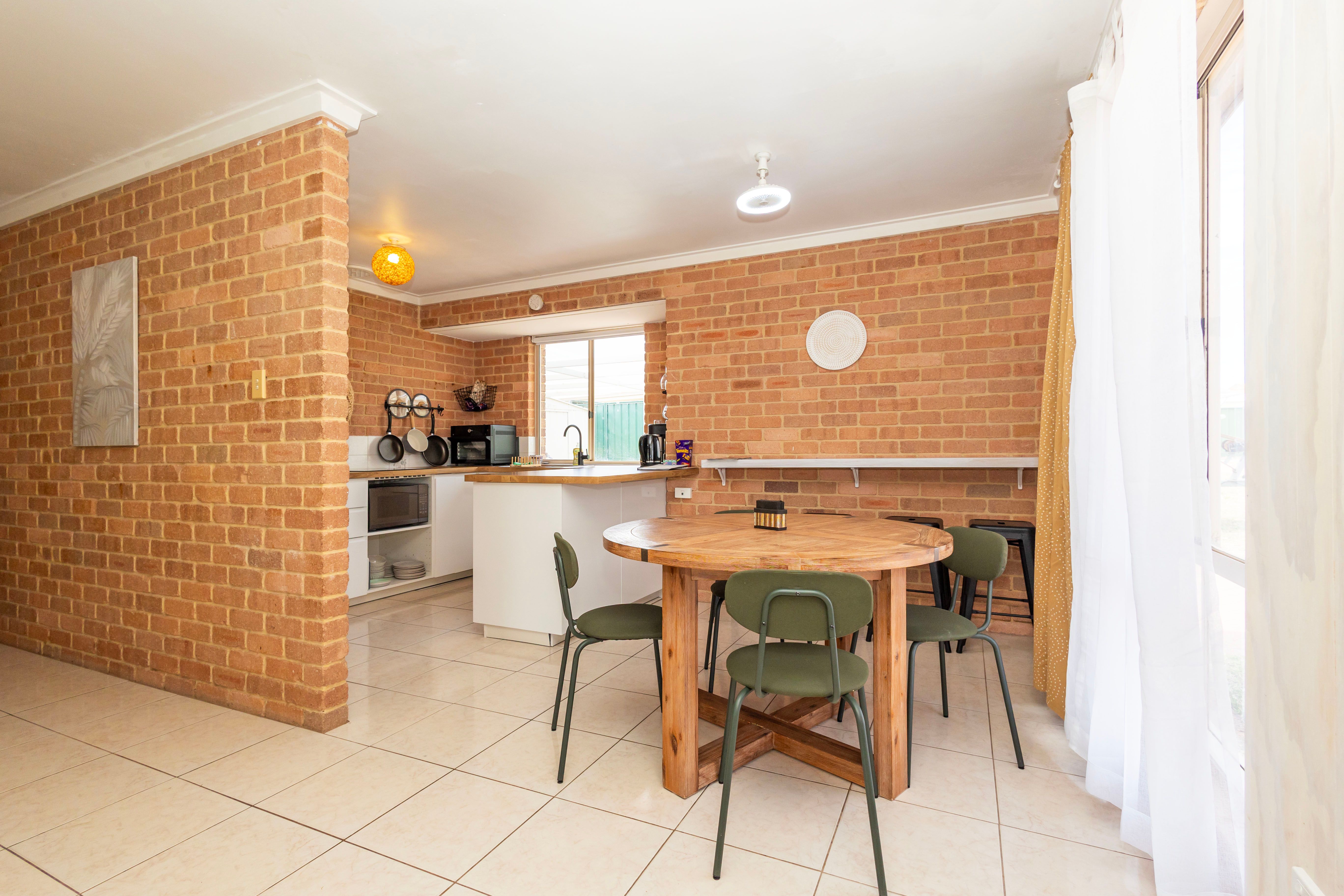 Renovated and Move In Ready! — photo 8 of 21