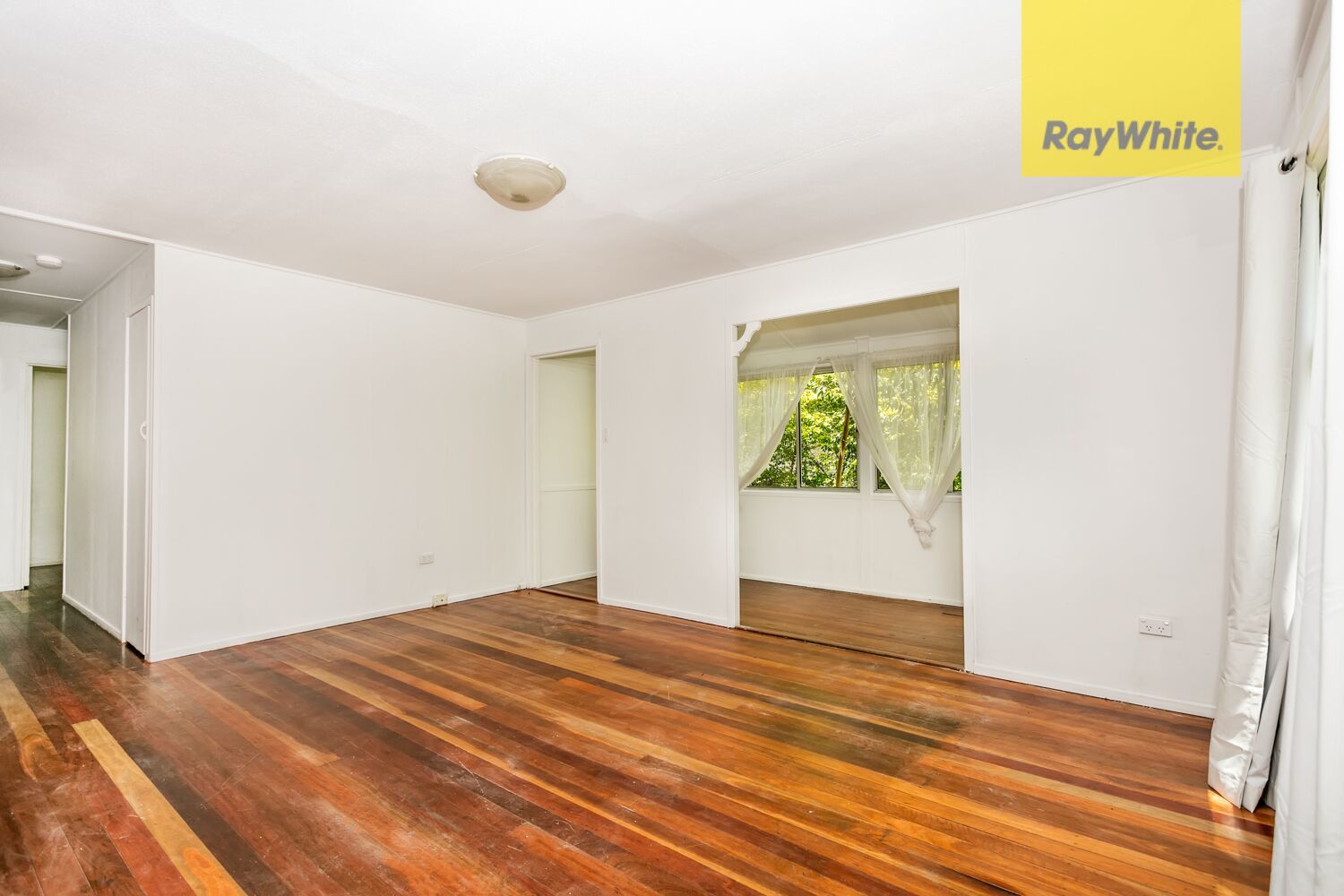 4 Arthur Street, Woodridge, QLD 4114
