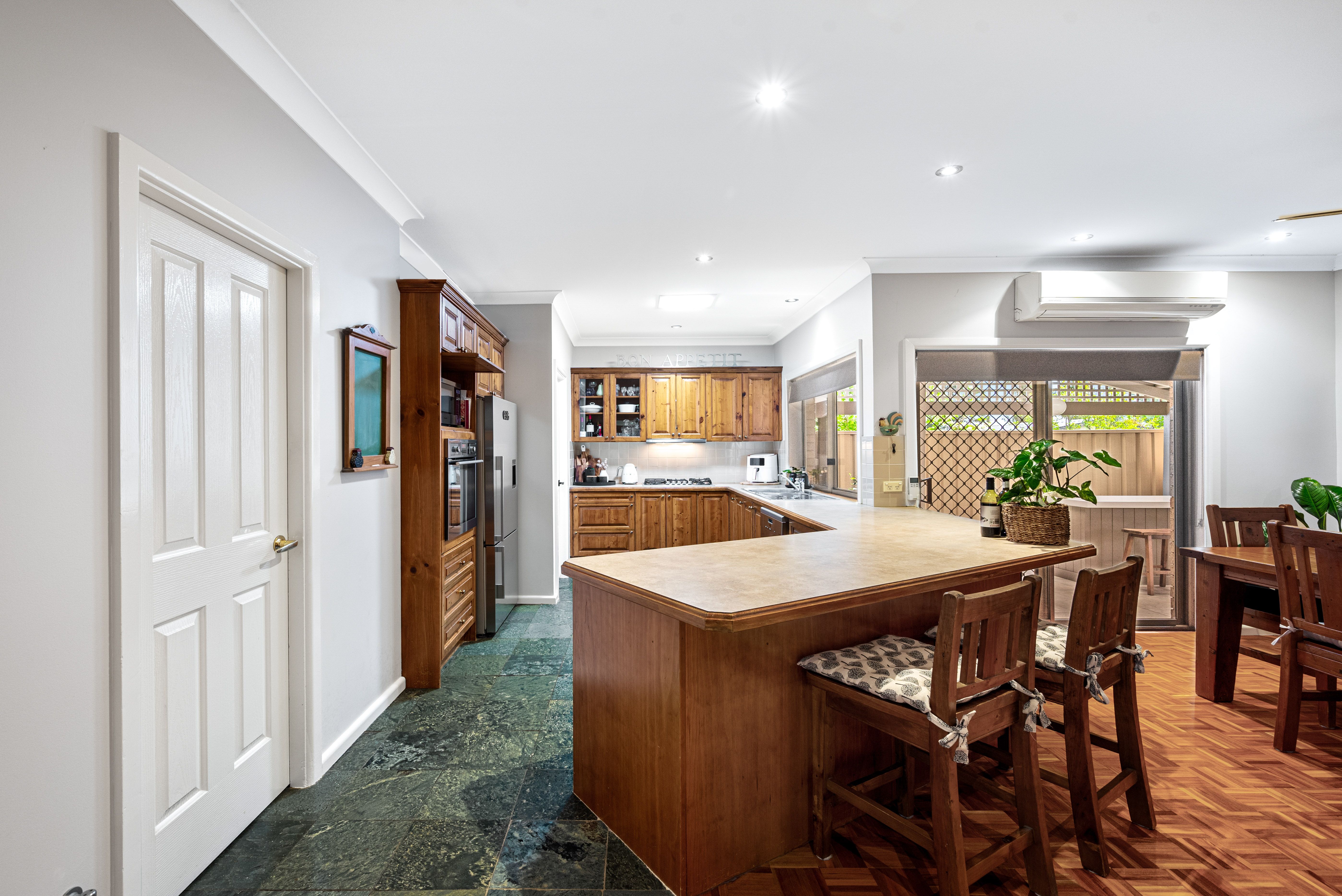 80 Fawcett Street, Glenfield, NSW 2167