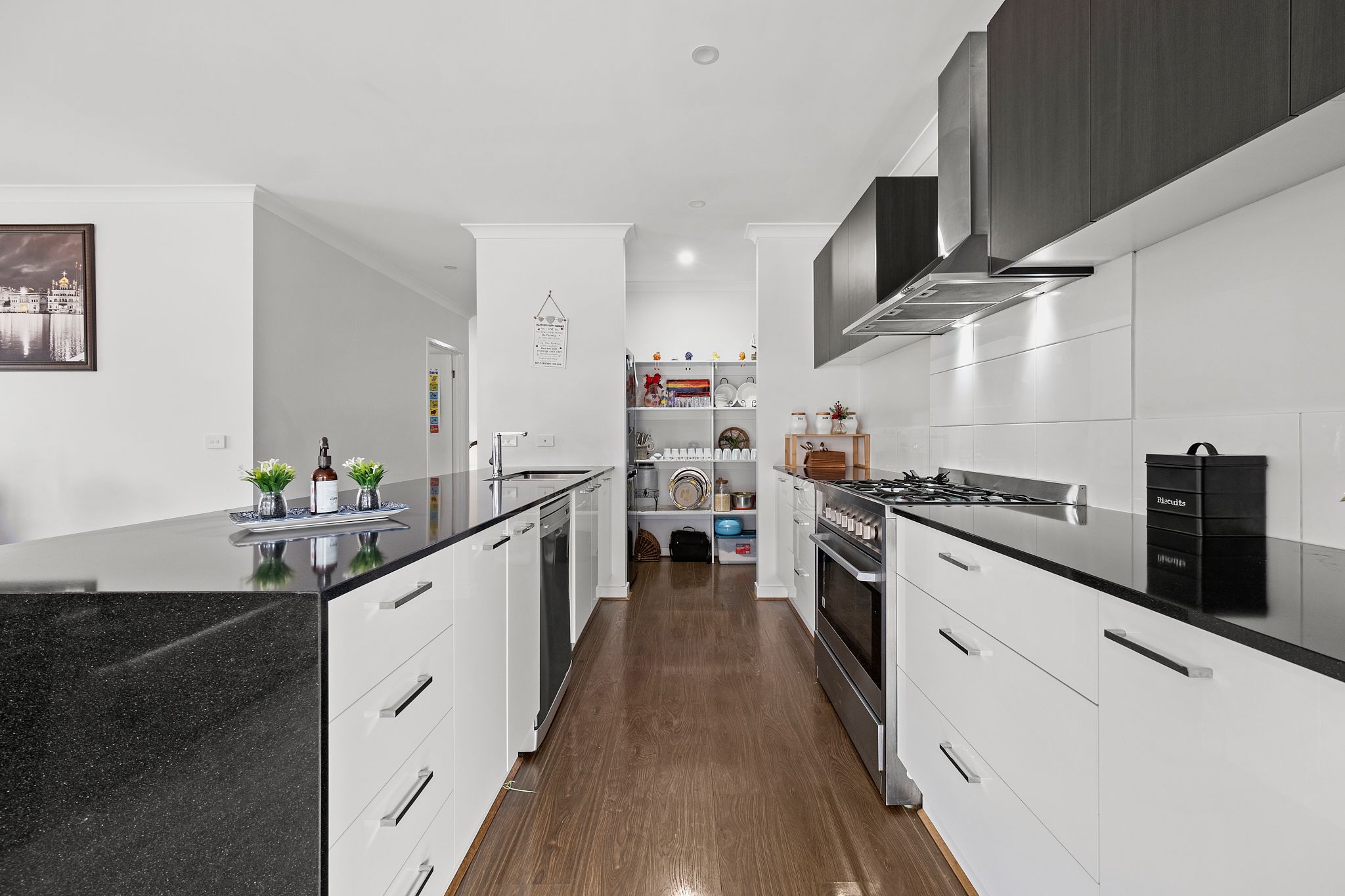 27 St Clair Avenue, Cranbourne West, VIC 3977