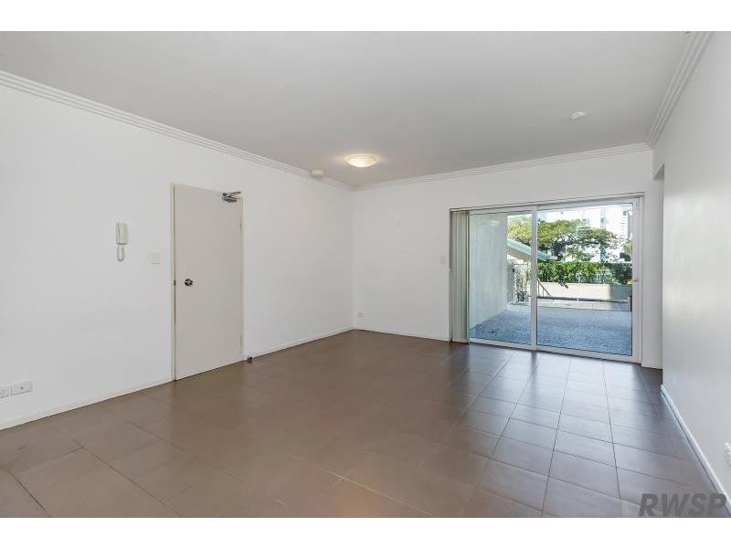 6/18-20 Rose Street, Southport, QLD 4215