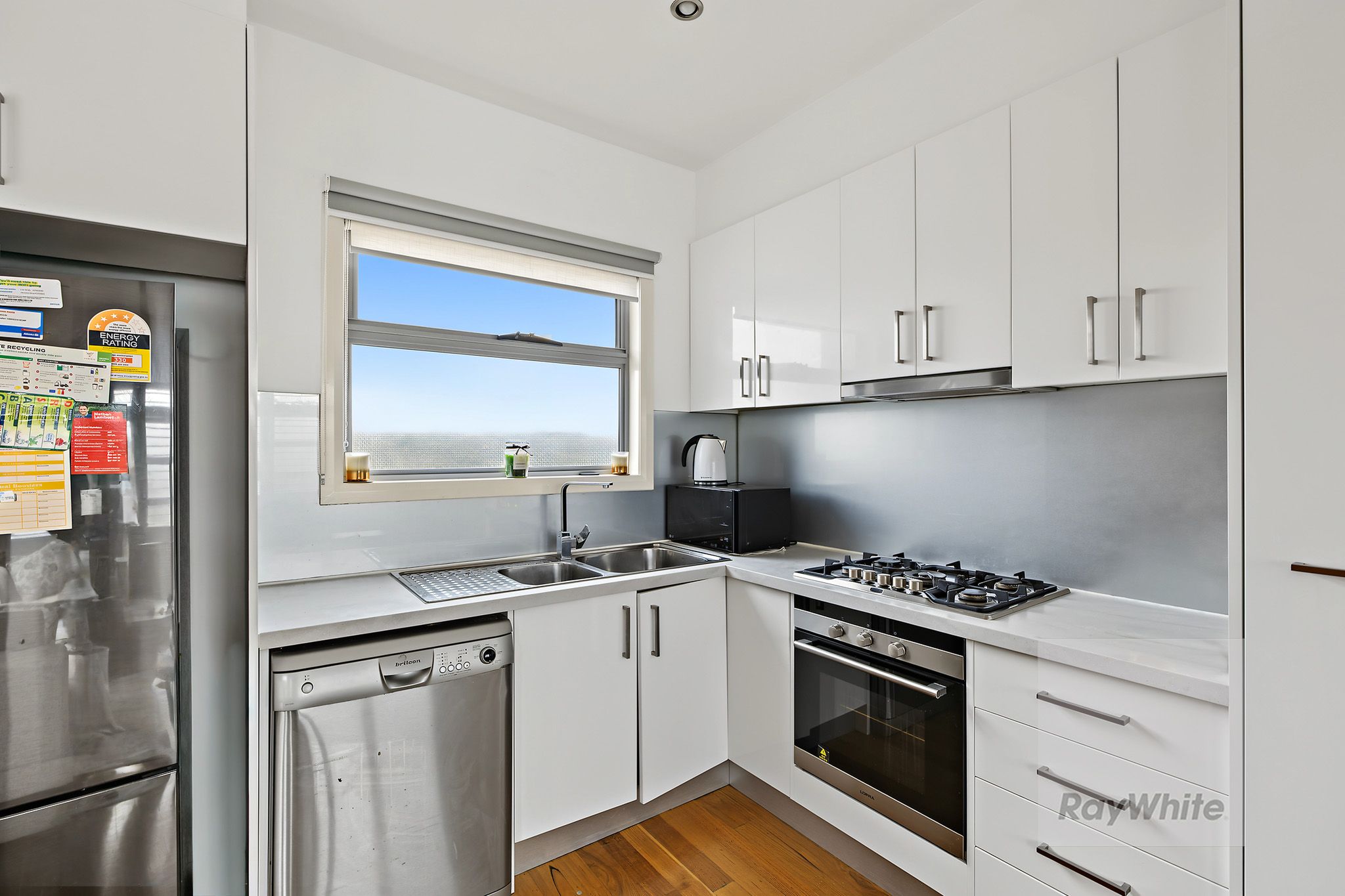 2/90 Wood Street — photo 6 of 15