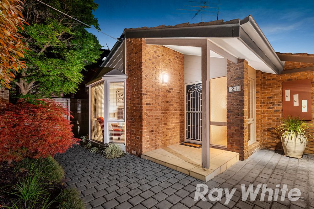 21 ALLUMBA Drive, SAINT HELENA, VIC 3088
